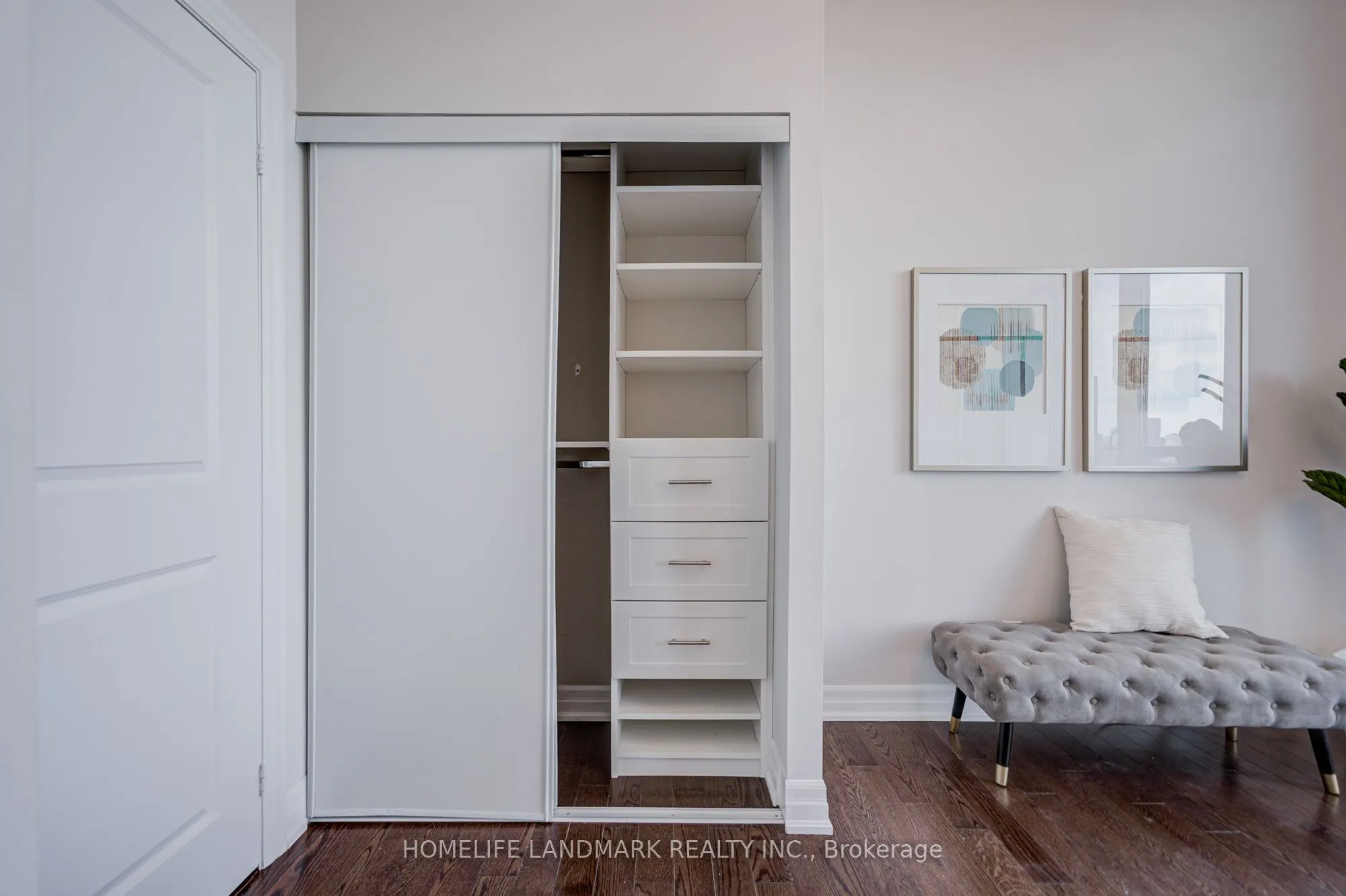 500 St Clair Avenue W #2302