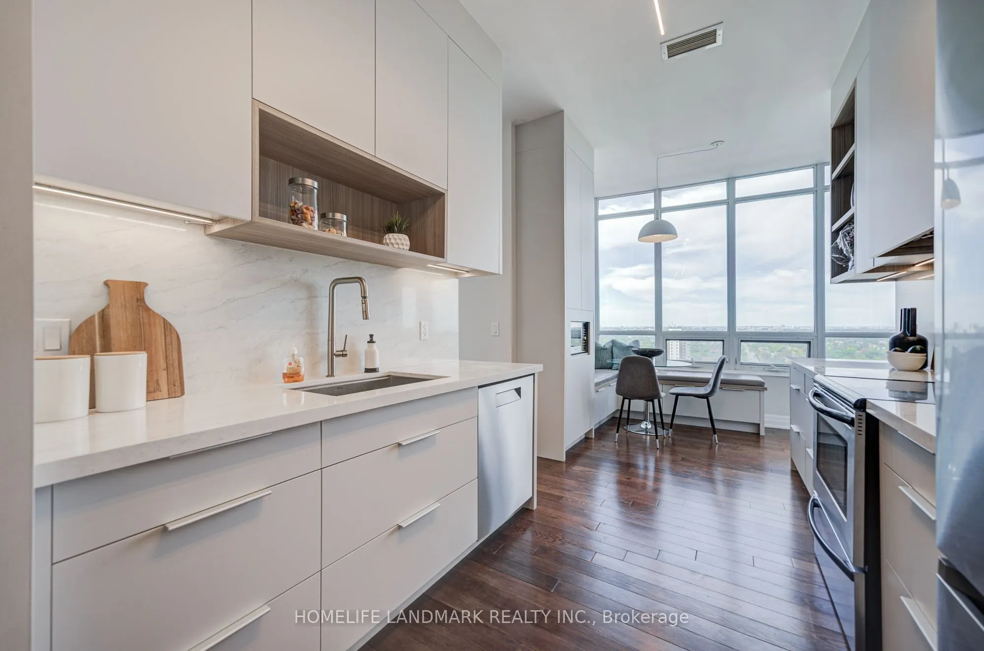 500 St Clair Avenue W #2302
