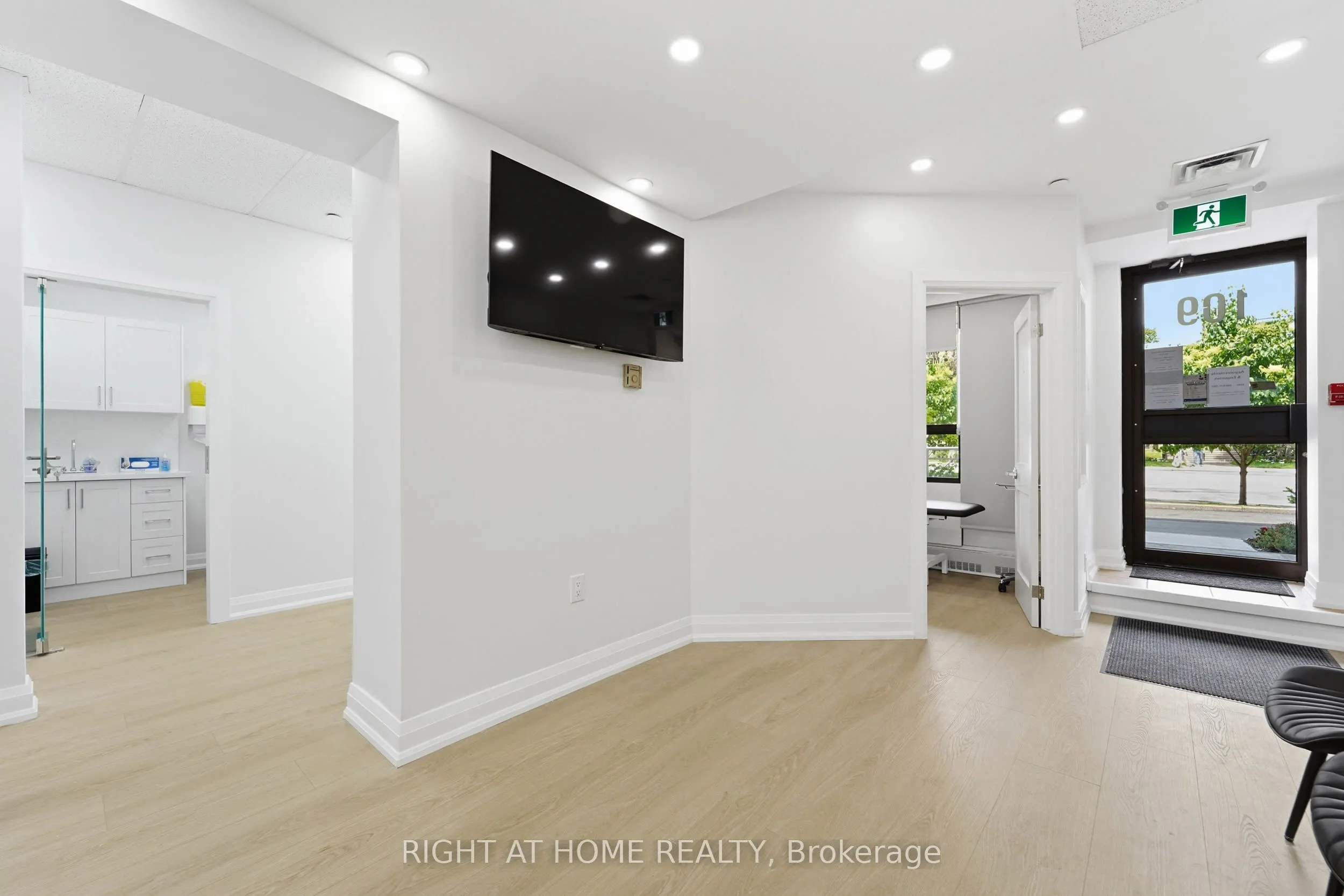 235 St Clair Avenue W #109