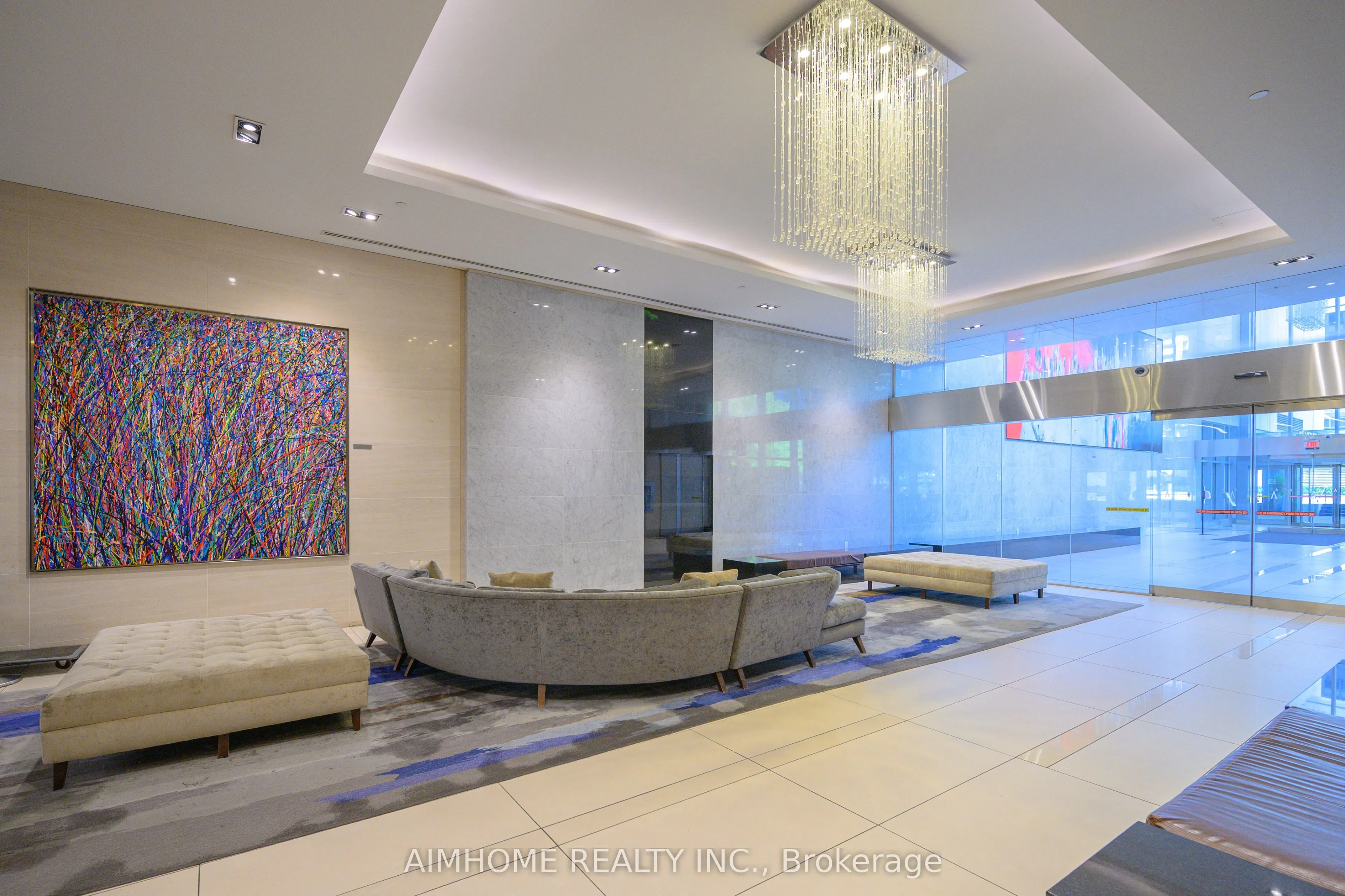 386 Yonge Street #1405