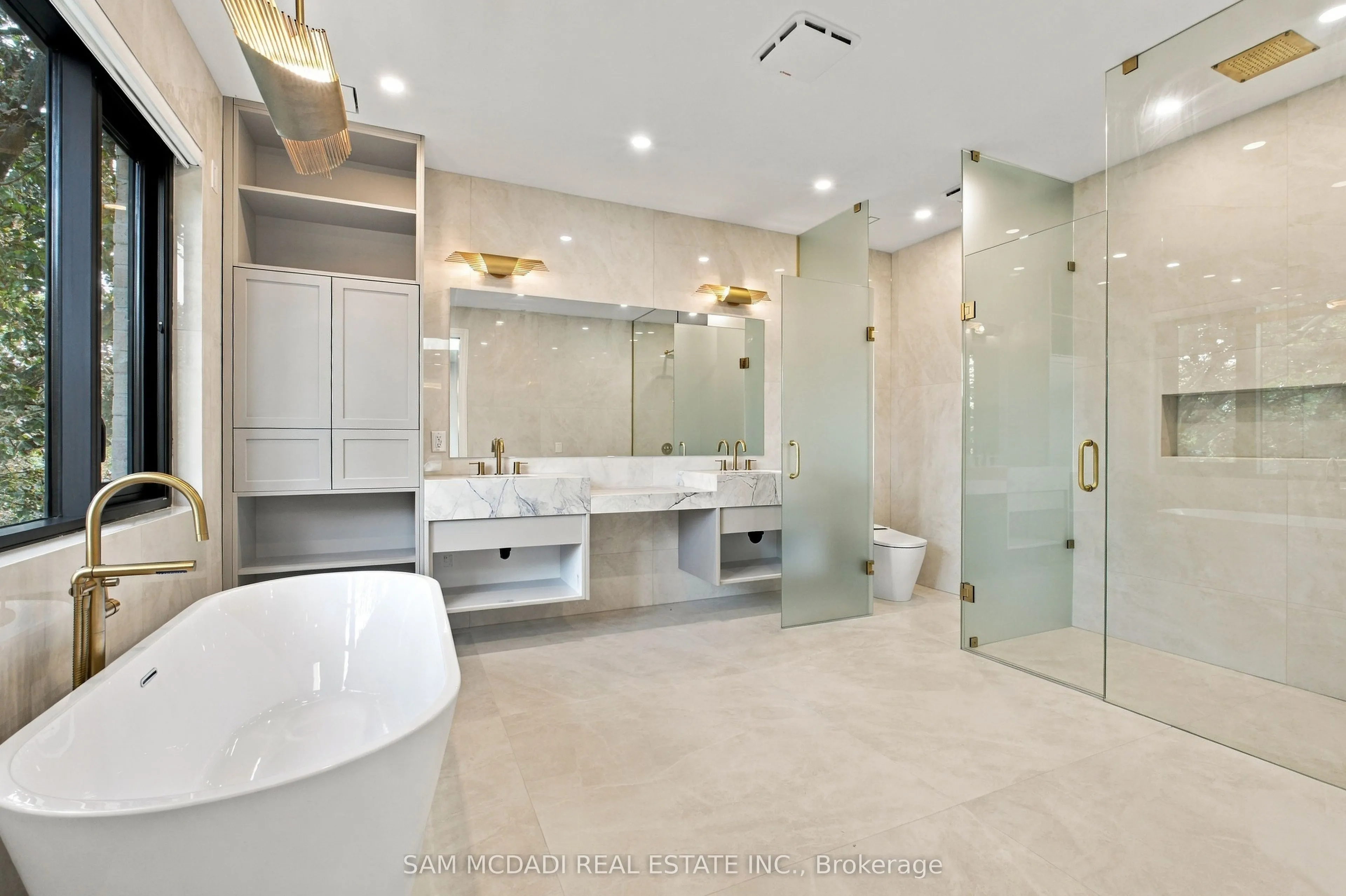 6 North Hills Terrace