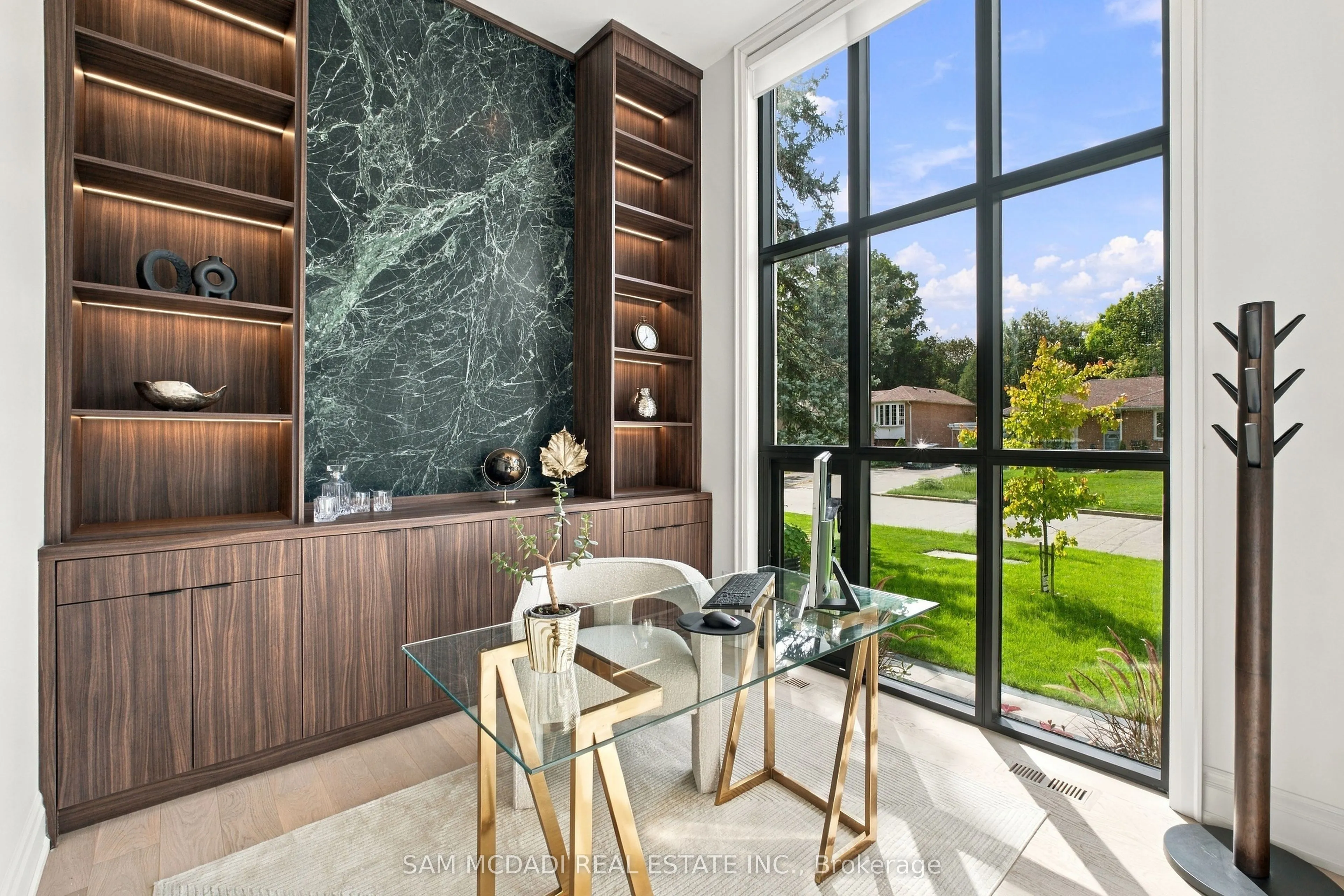 6 North Hills Terrace