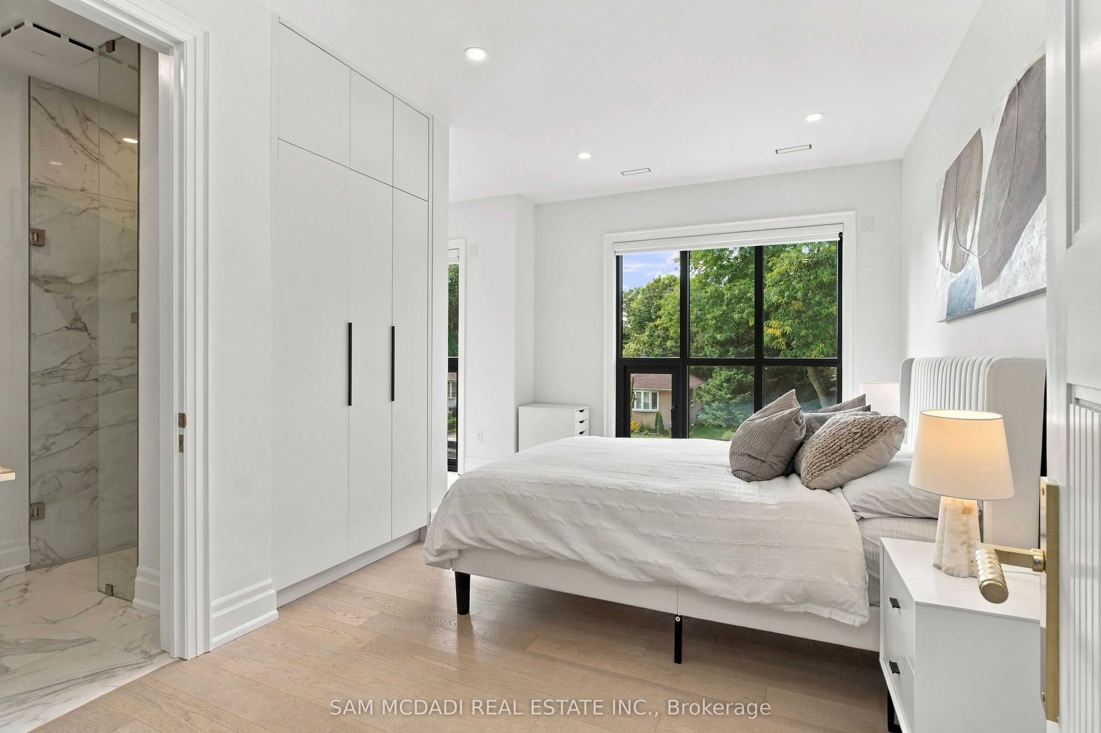 6 North Hills Terrace