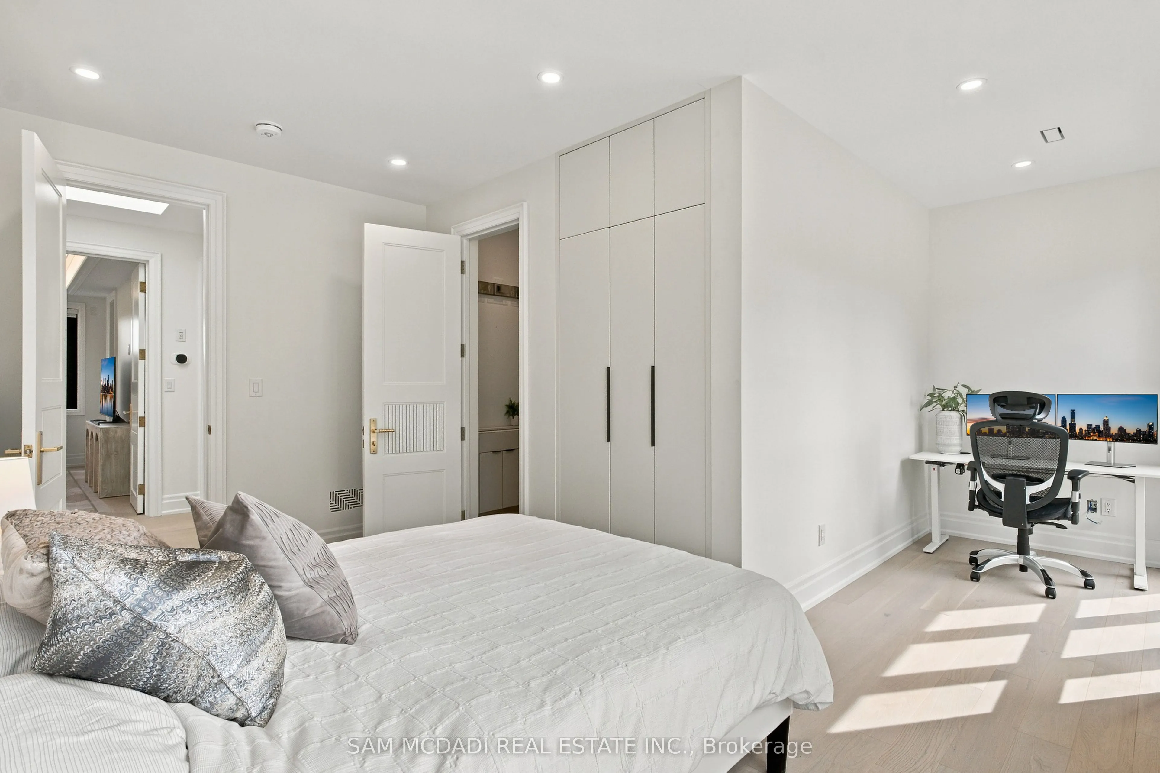 6 North Hills Terrace