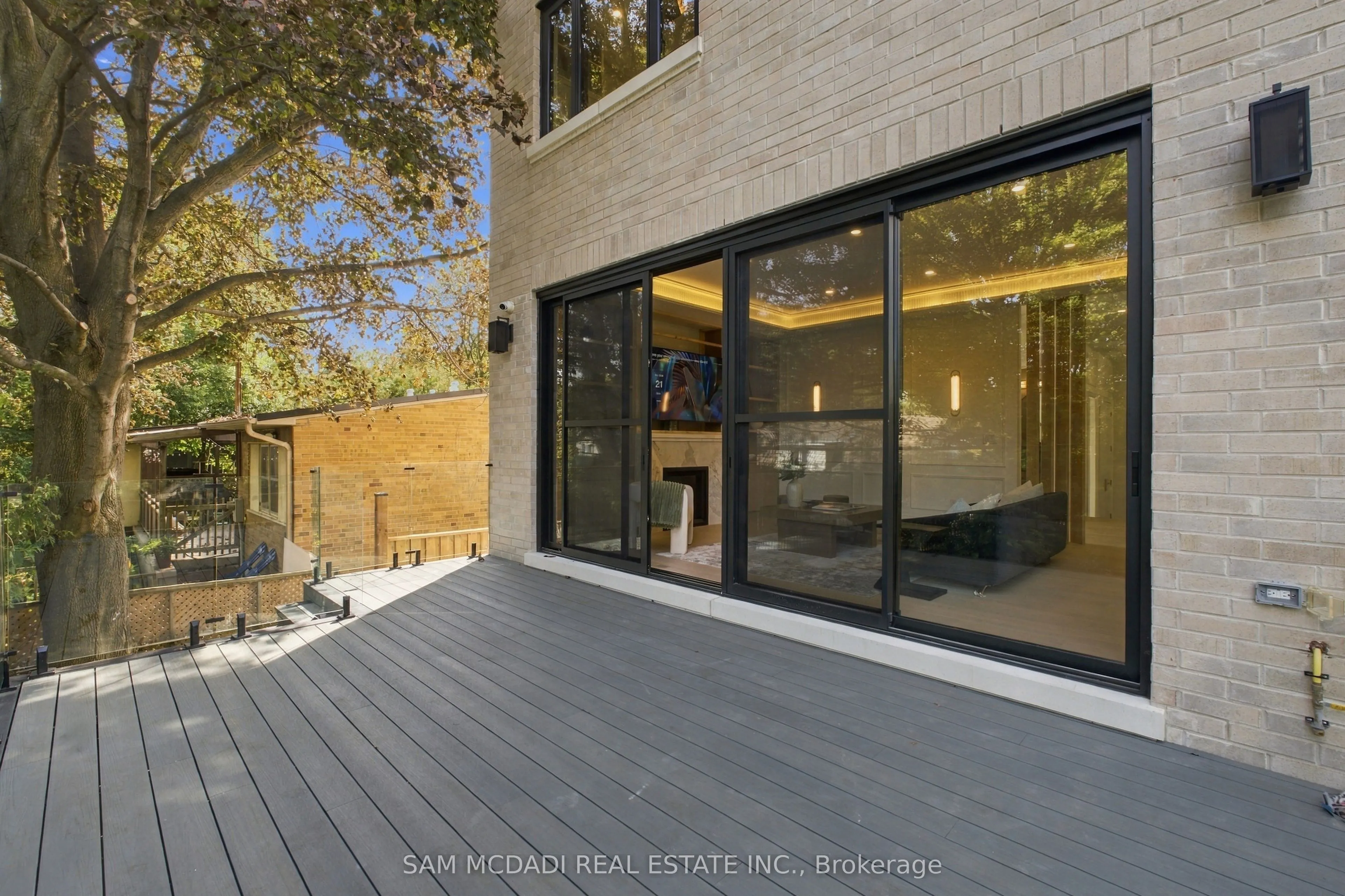 6 North Hills Terrace