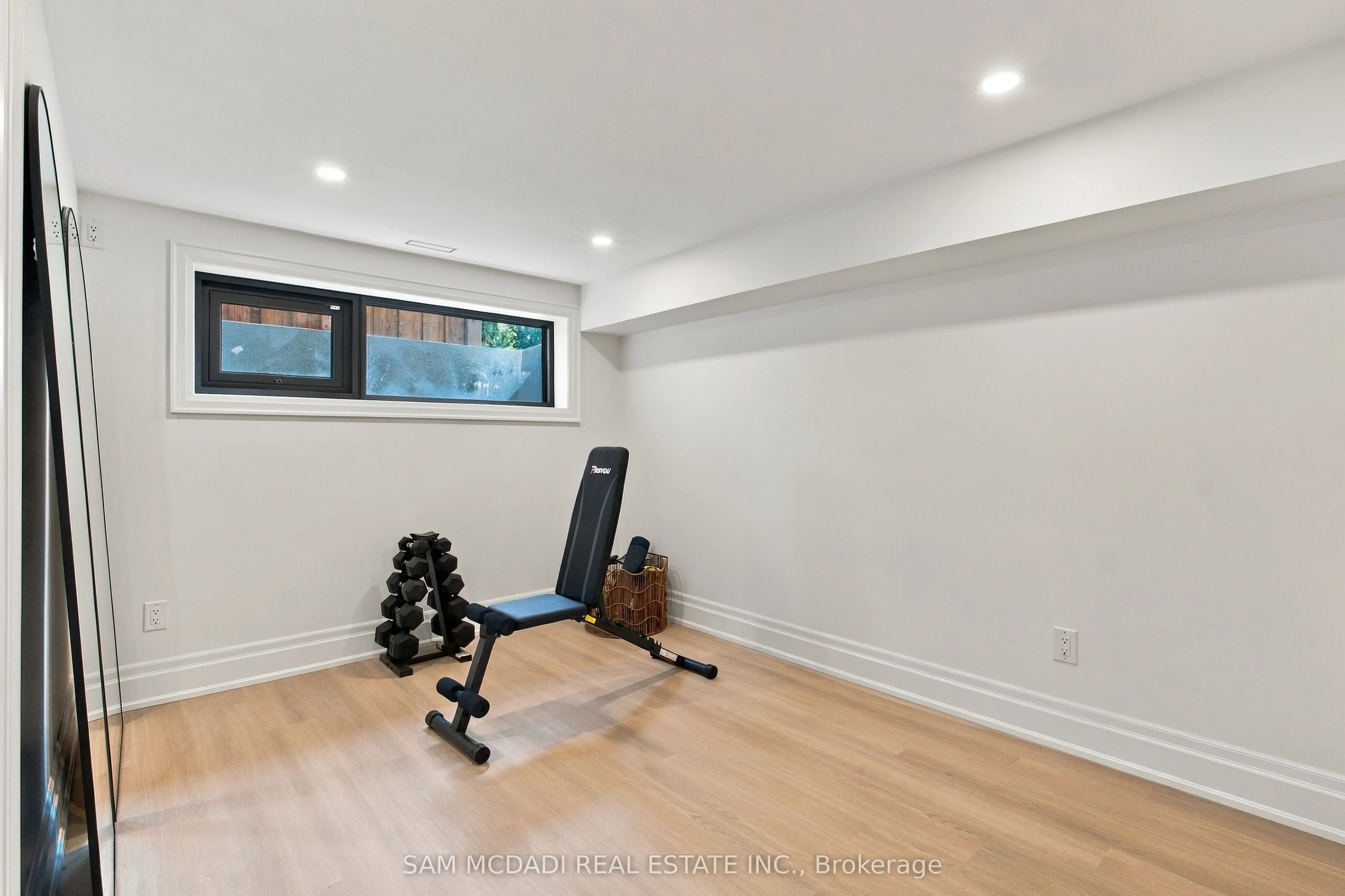 6 North Hills Terrace