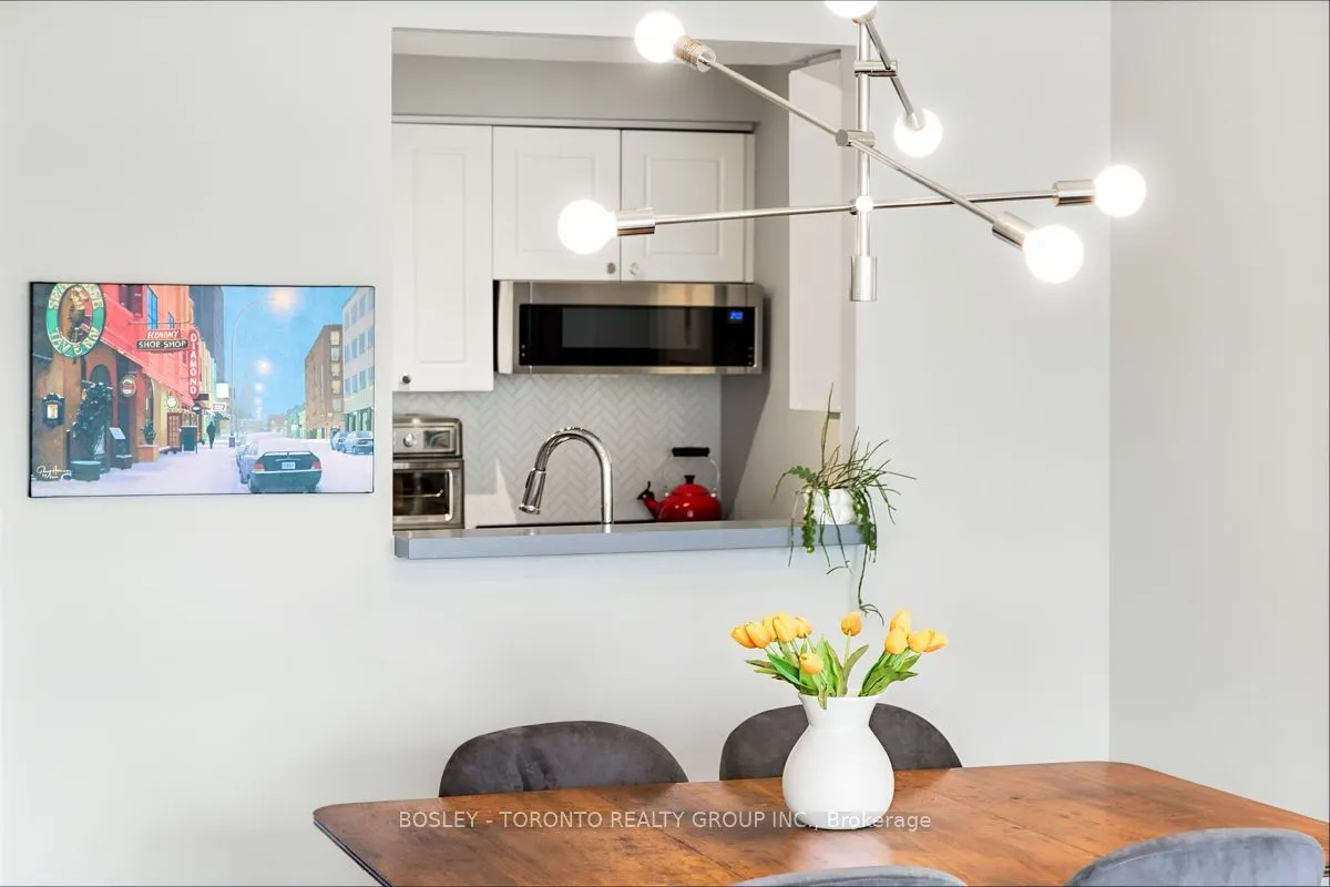 5 Rosehill Avenue #808