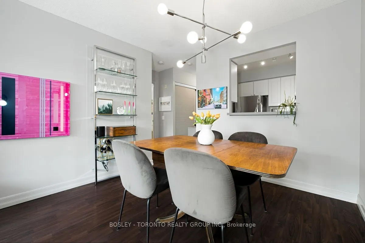 5 Rosehill Avenue #808