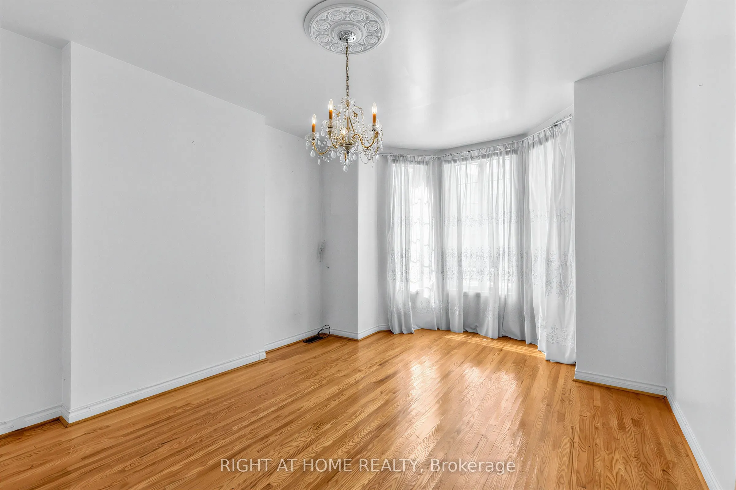 147 Dovercourt Road