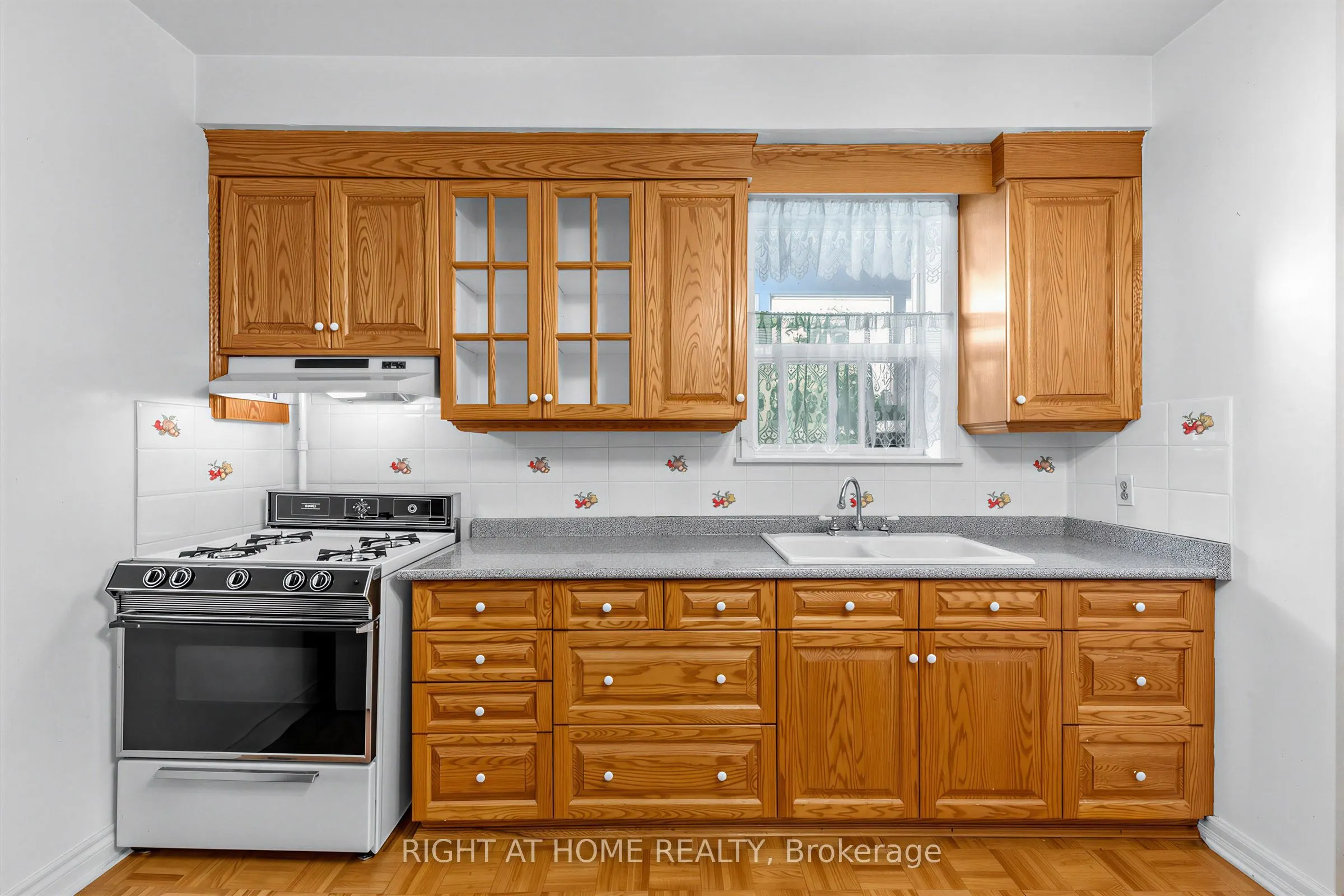 147 Dovercourt Road