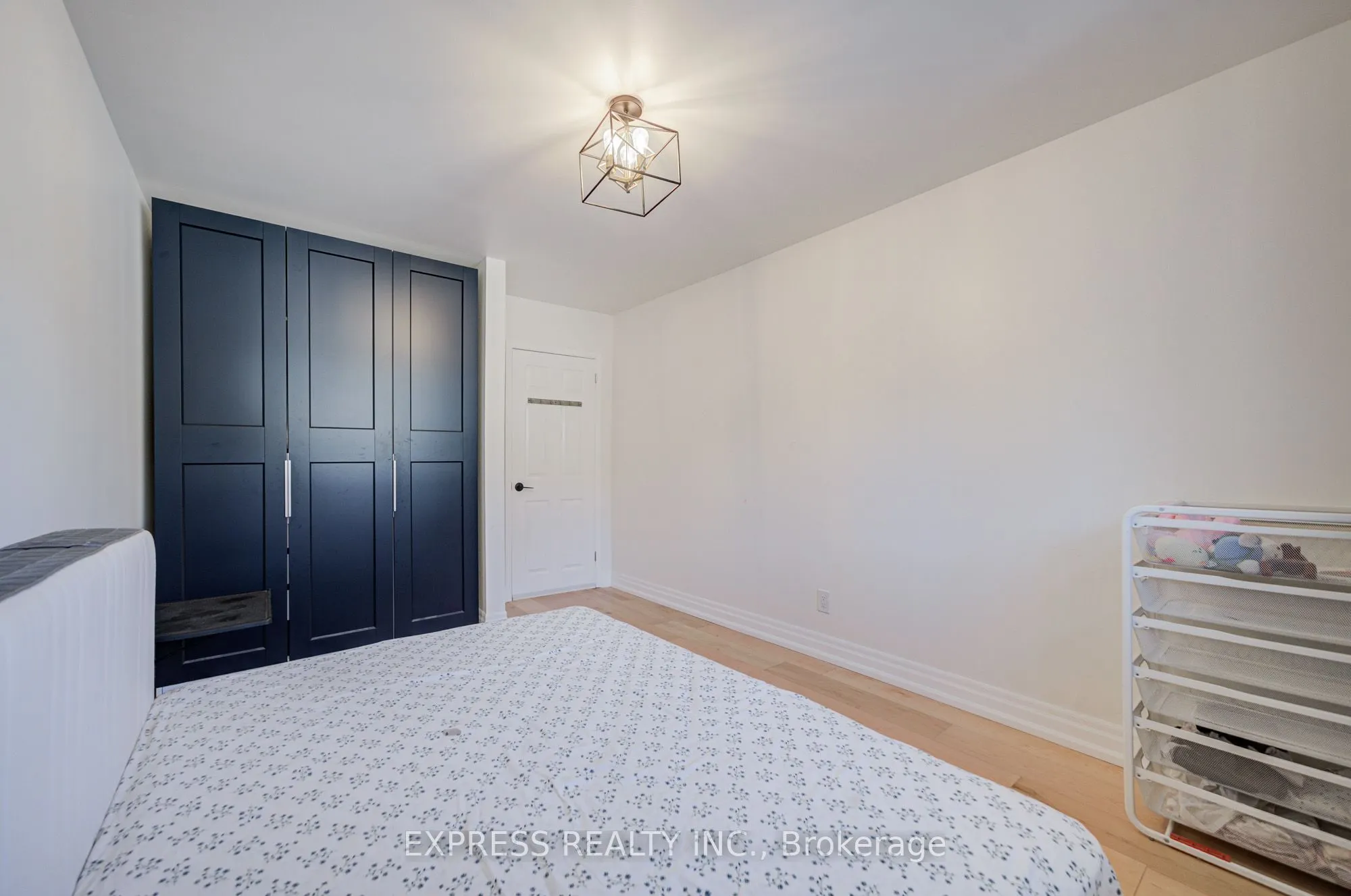 42 Gatehead Road