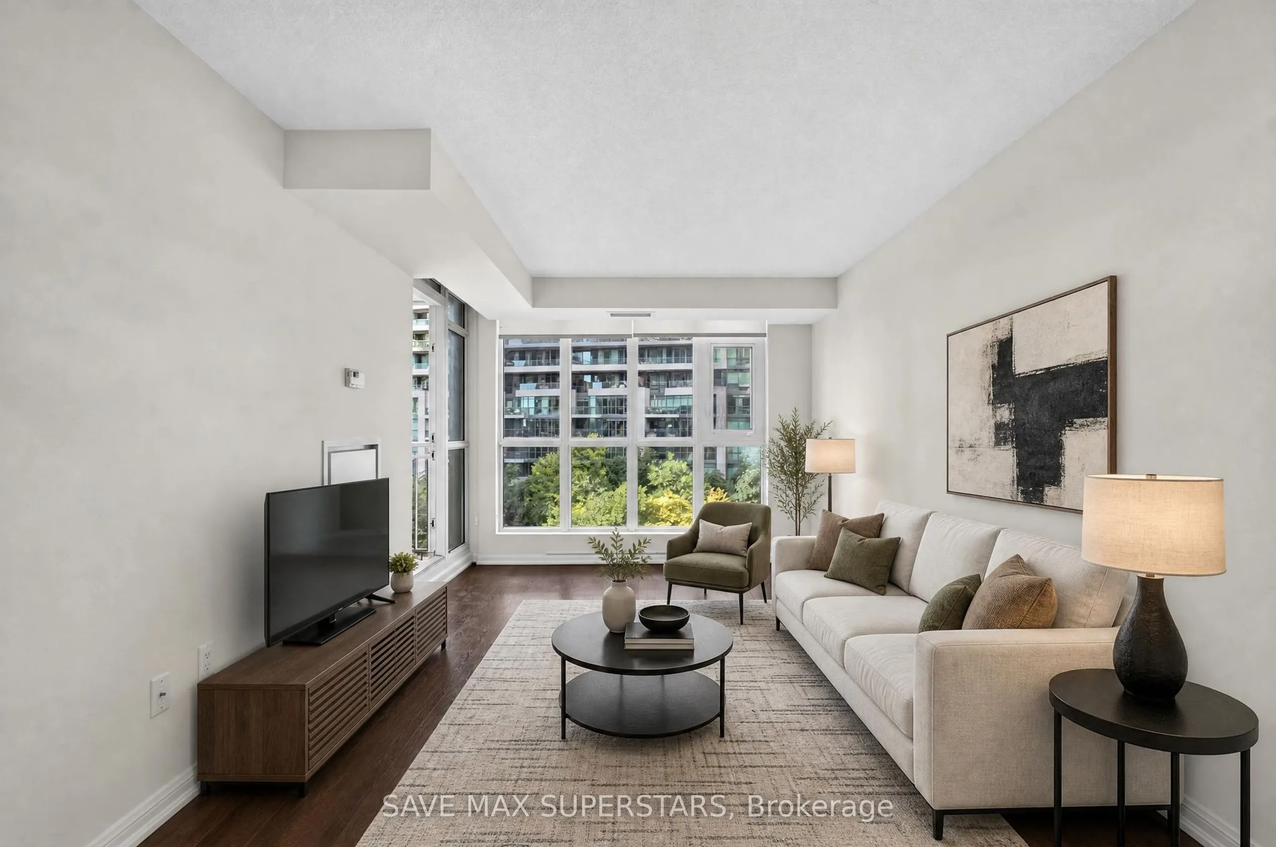 35 Bastion Street #714