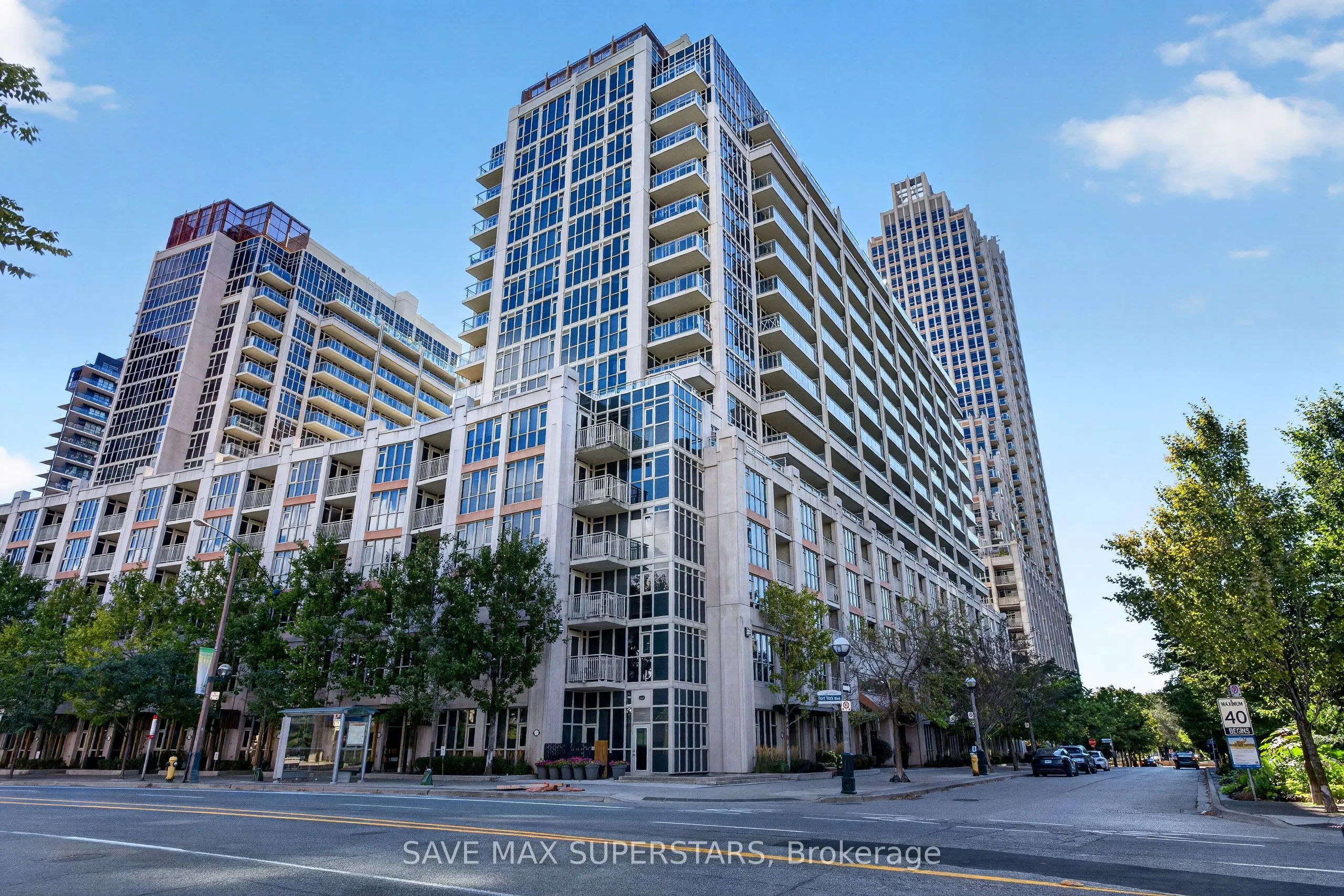 35 Bastion Street #714