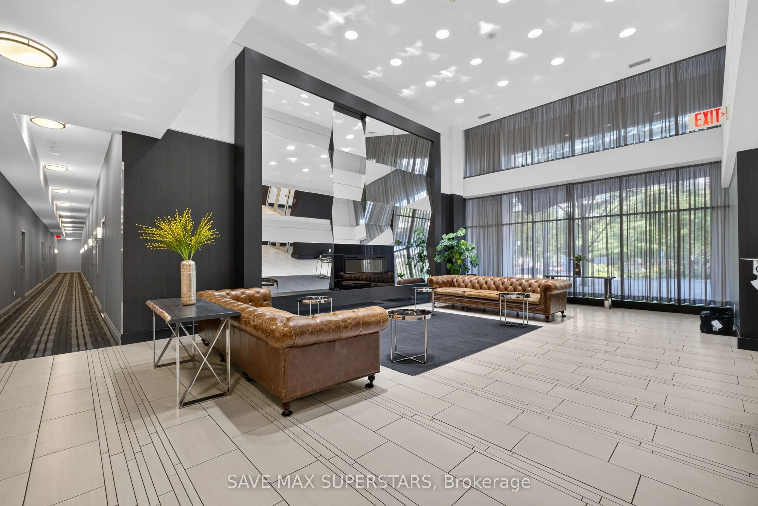 35 Bastion Street #714