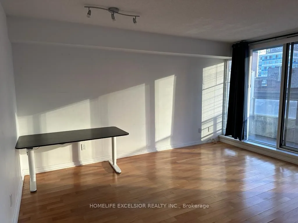 111 Elizabeth Street #632