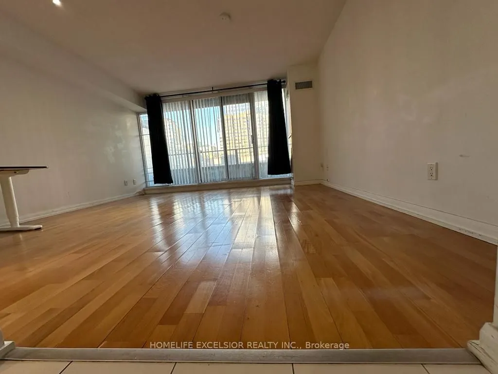 111 Elizabeth Street #632