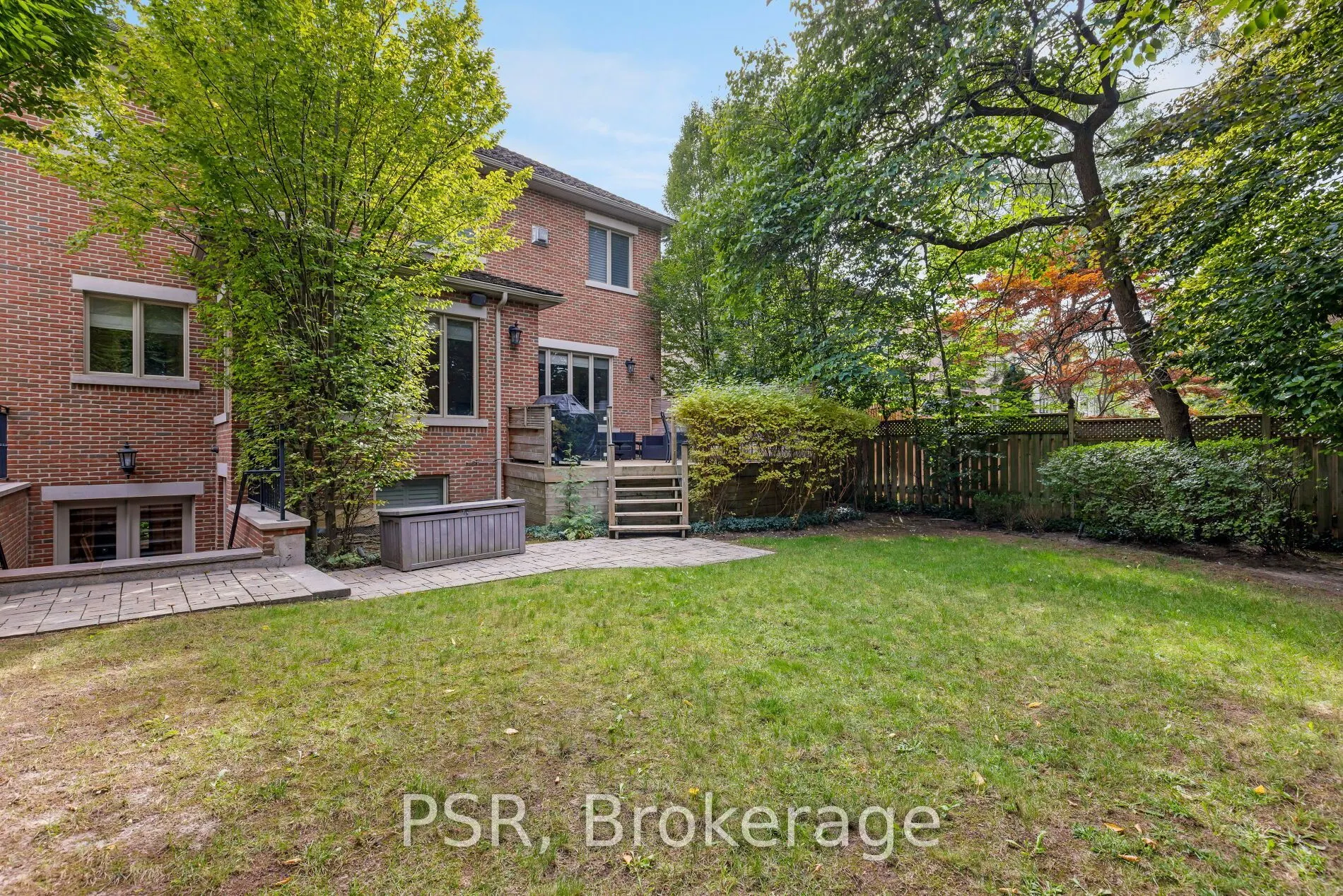 94 Munro Boulevard