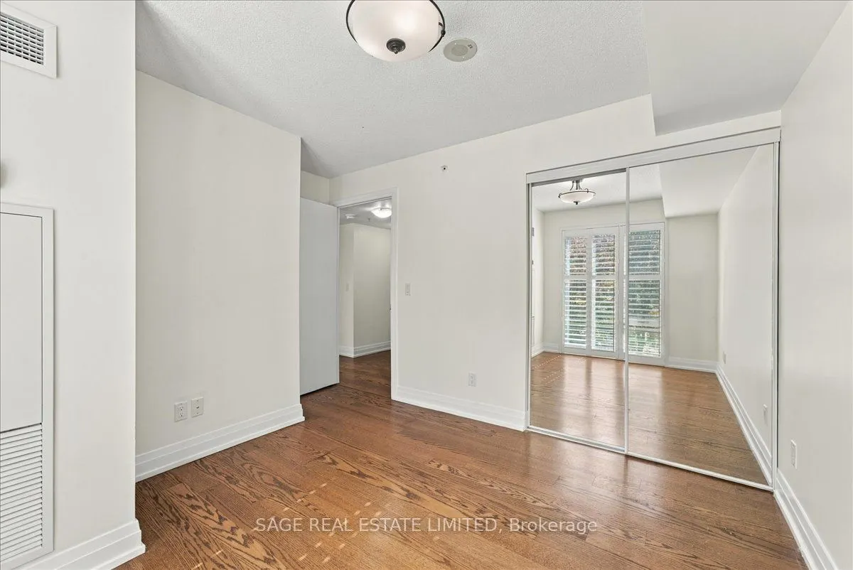 565 Wilson Avenue #W204