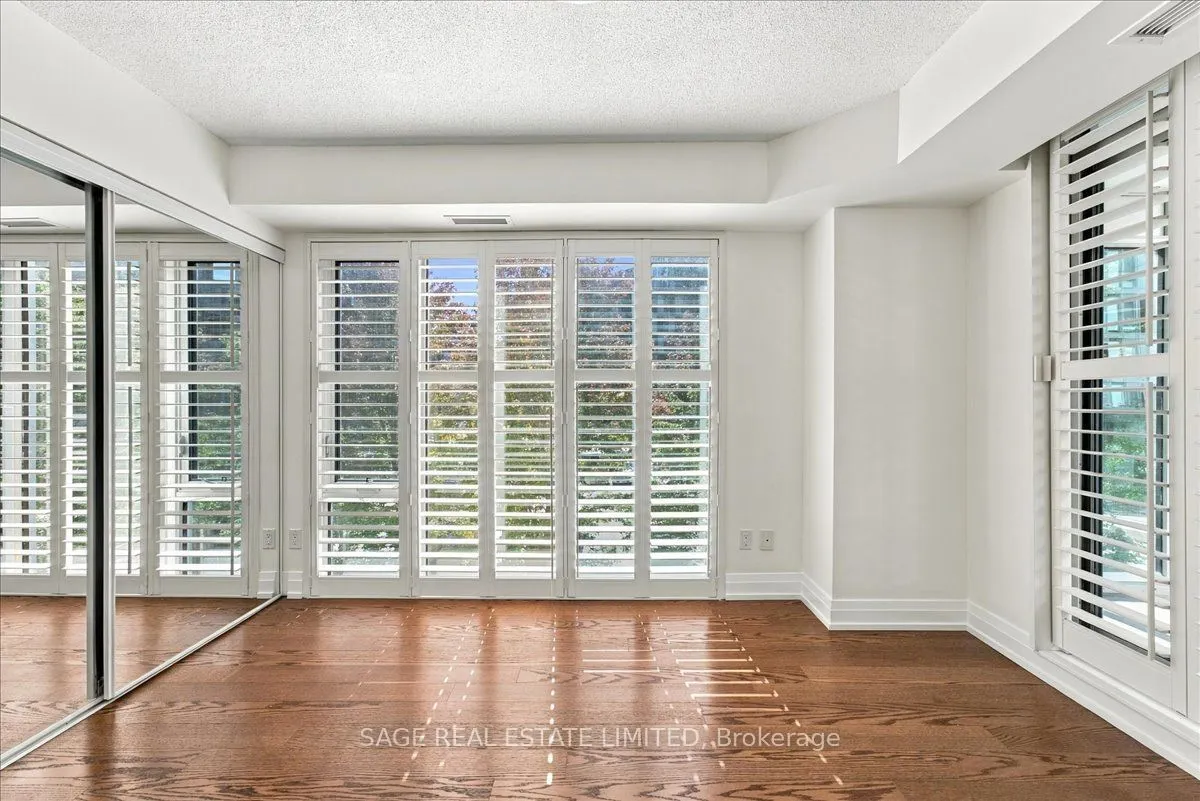 565 Wilson Avenue #W204