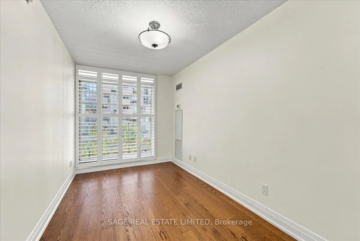 565 Wilson Avenue #W204