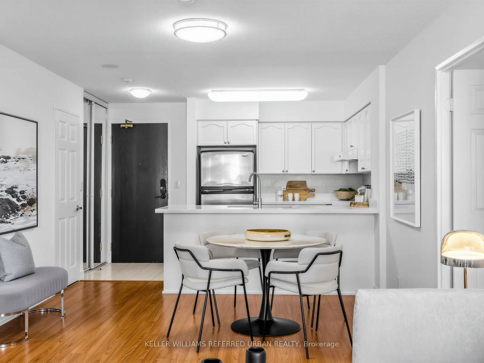 23 Hollywood Avenue #1807