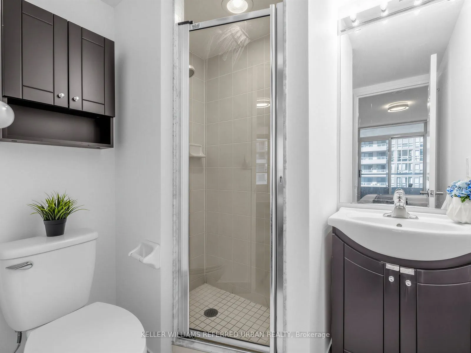 23 Hollywood Avenue #1807