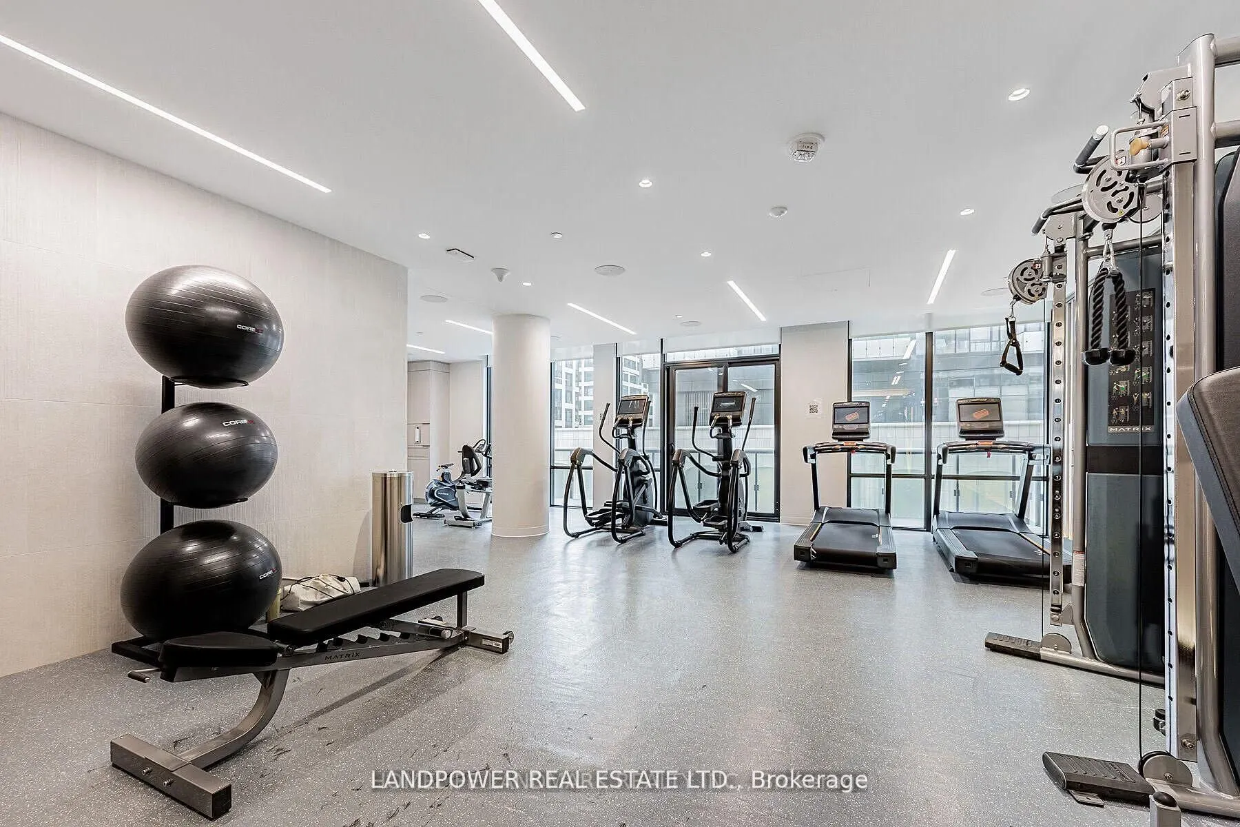 480 Front Street W #1303