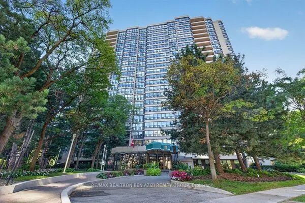 33 Elmhurst Avenue #1904