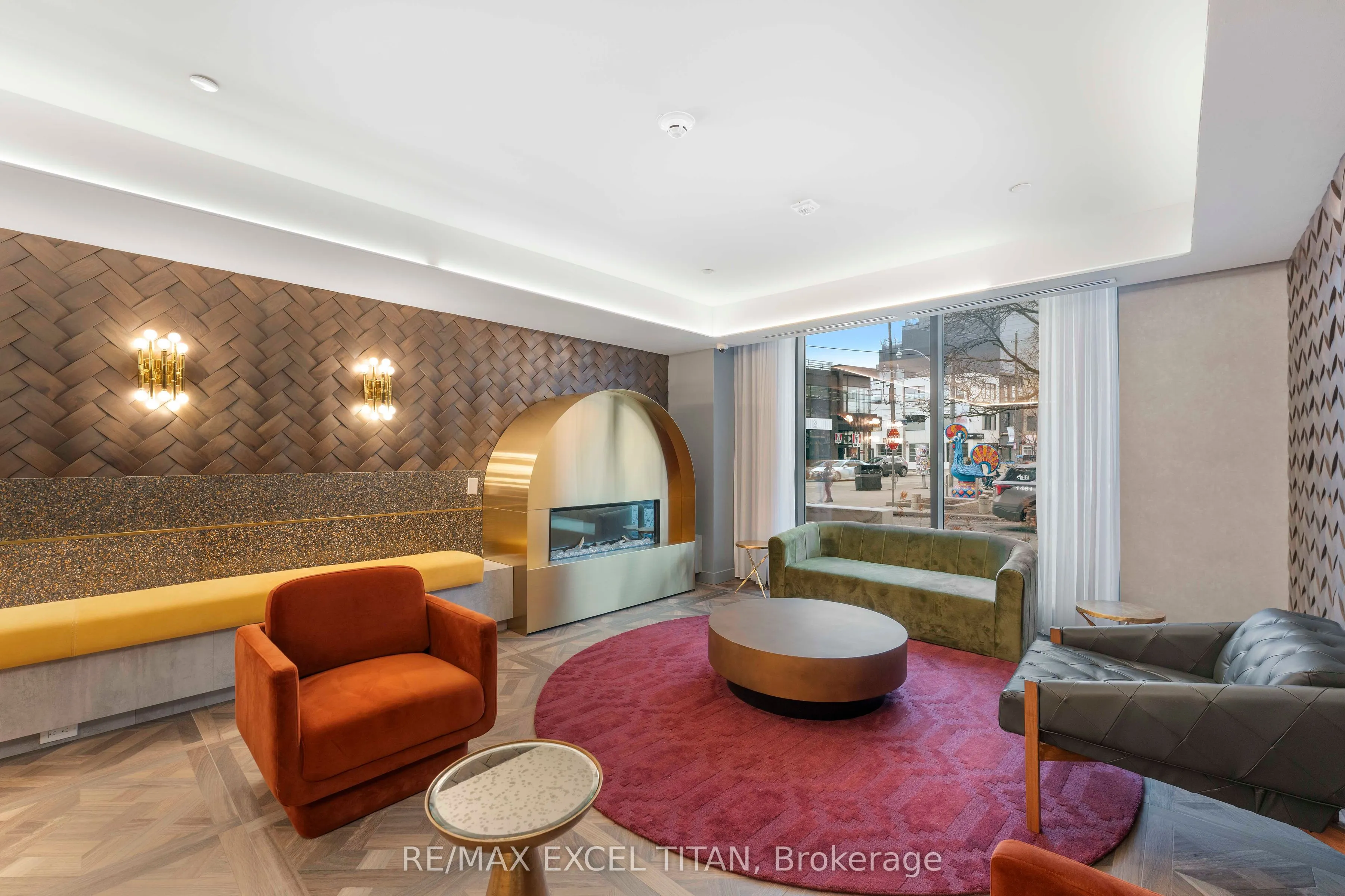 5 Lakeview Avenue #611