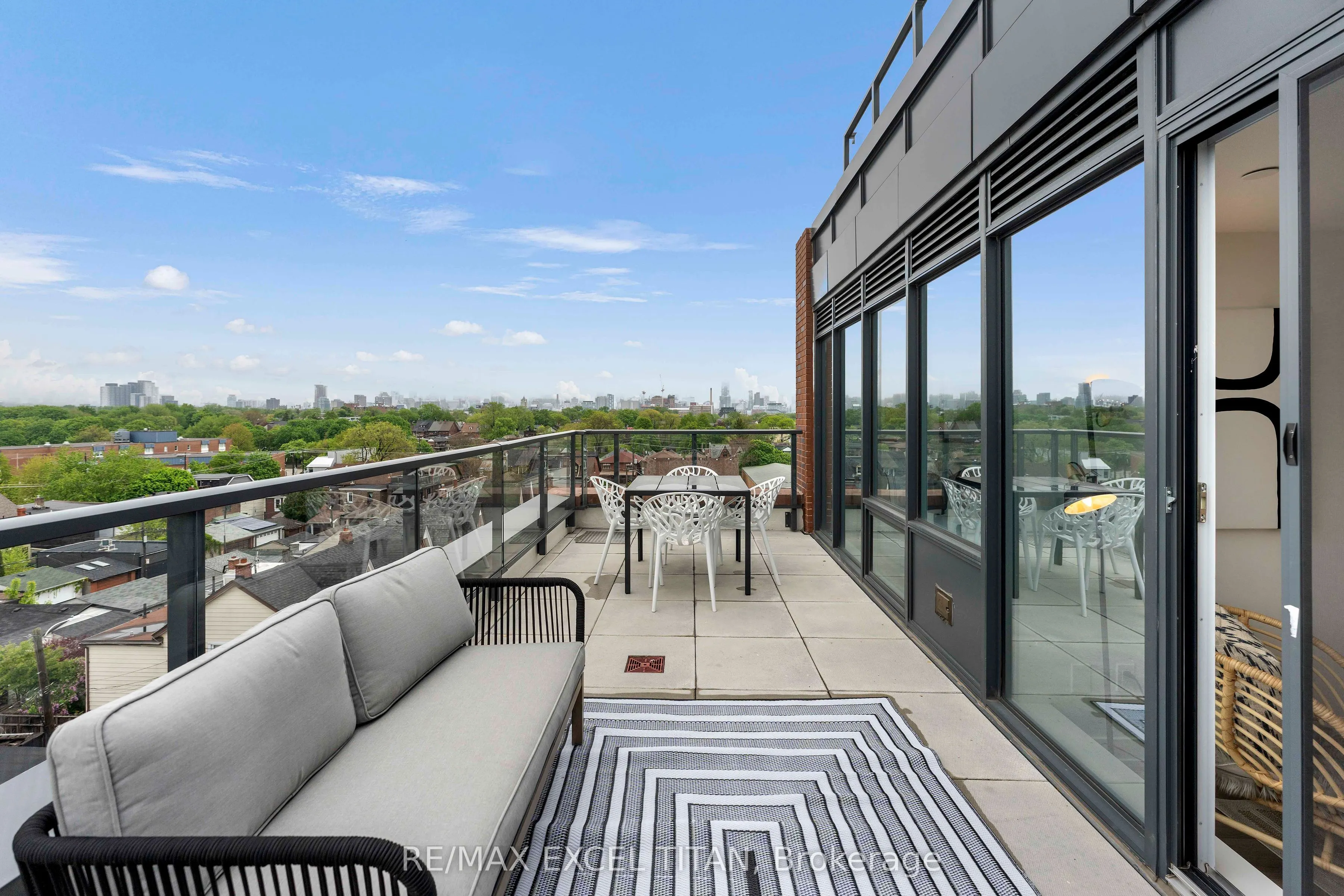 5 Lakeview Avenue #611