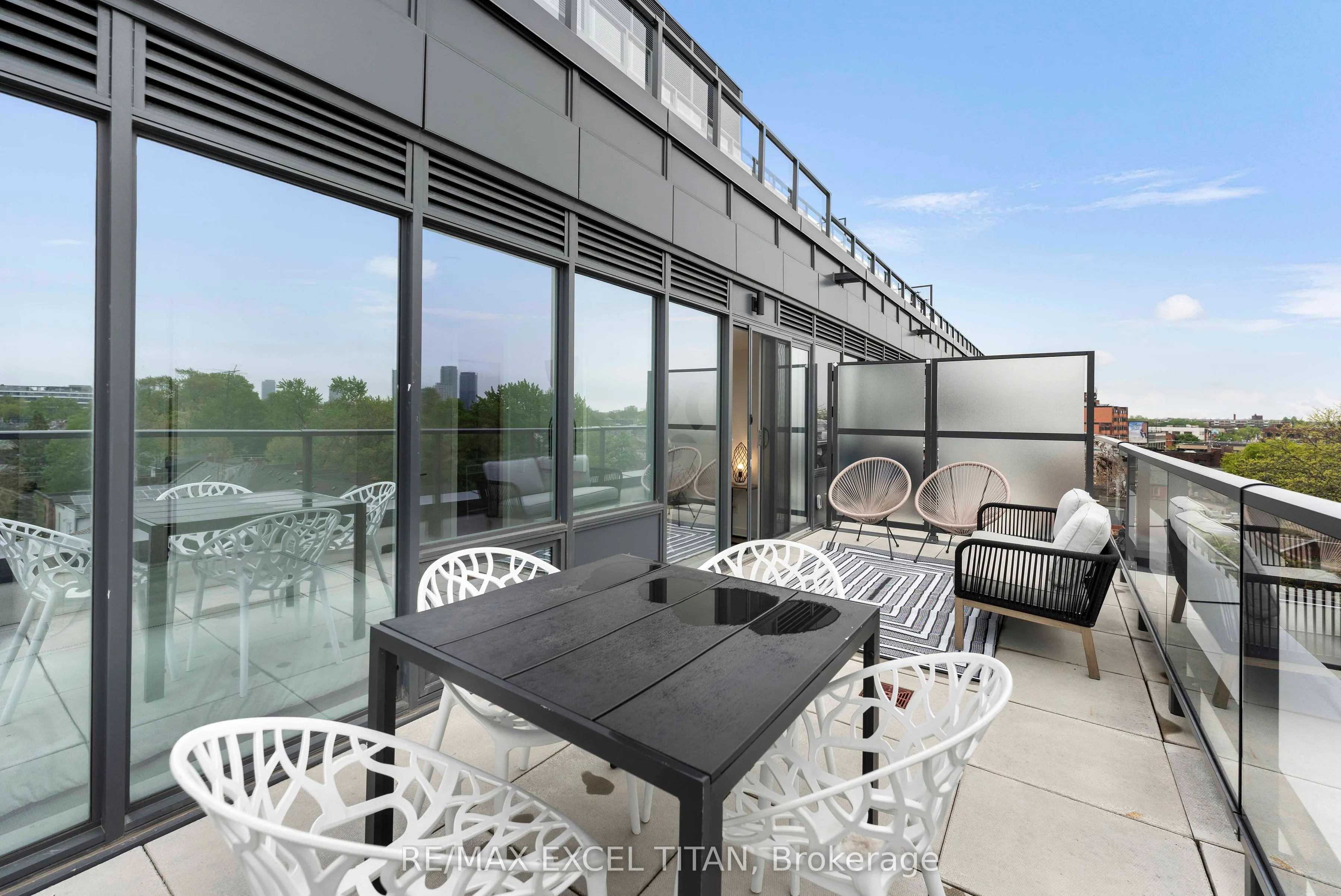 5 Lakeview Avenue #611