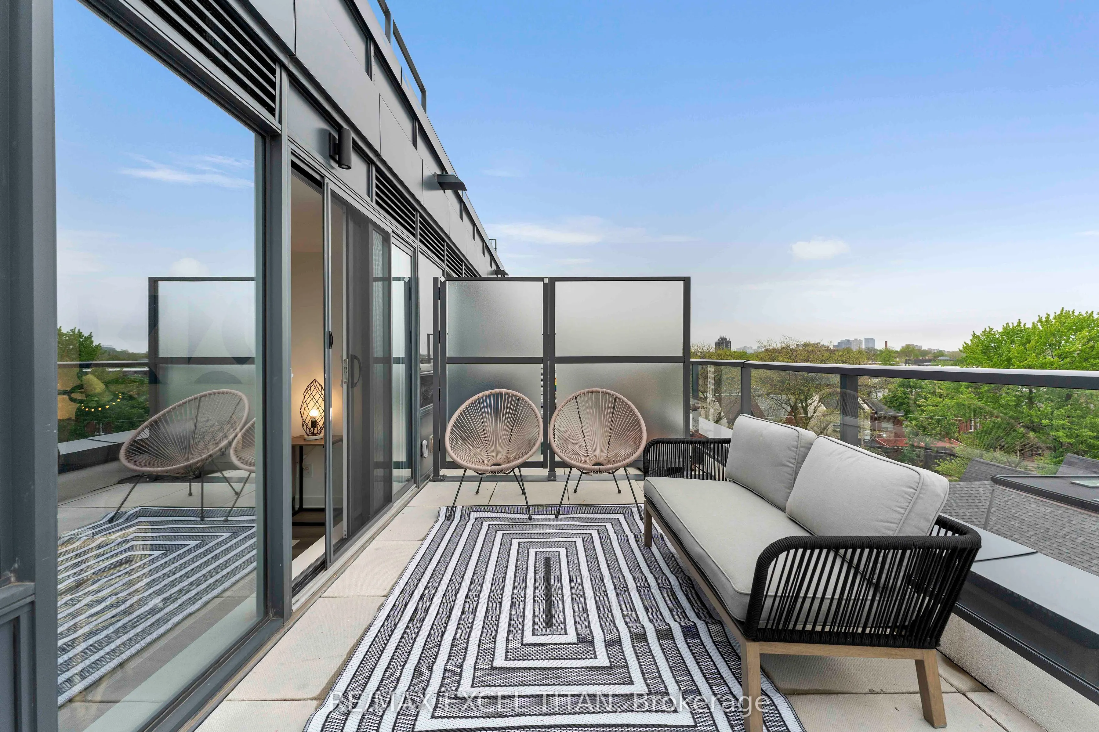 5 Lakeview Avenue #611