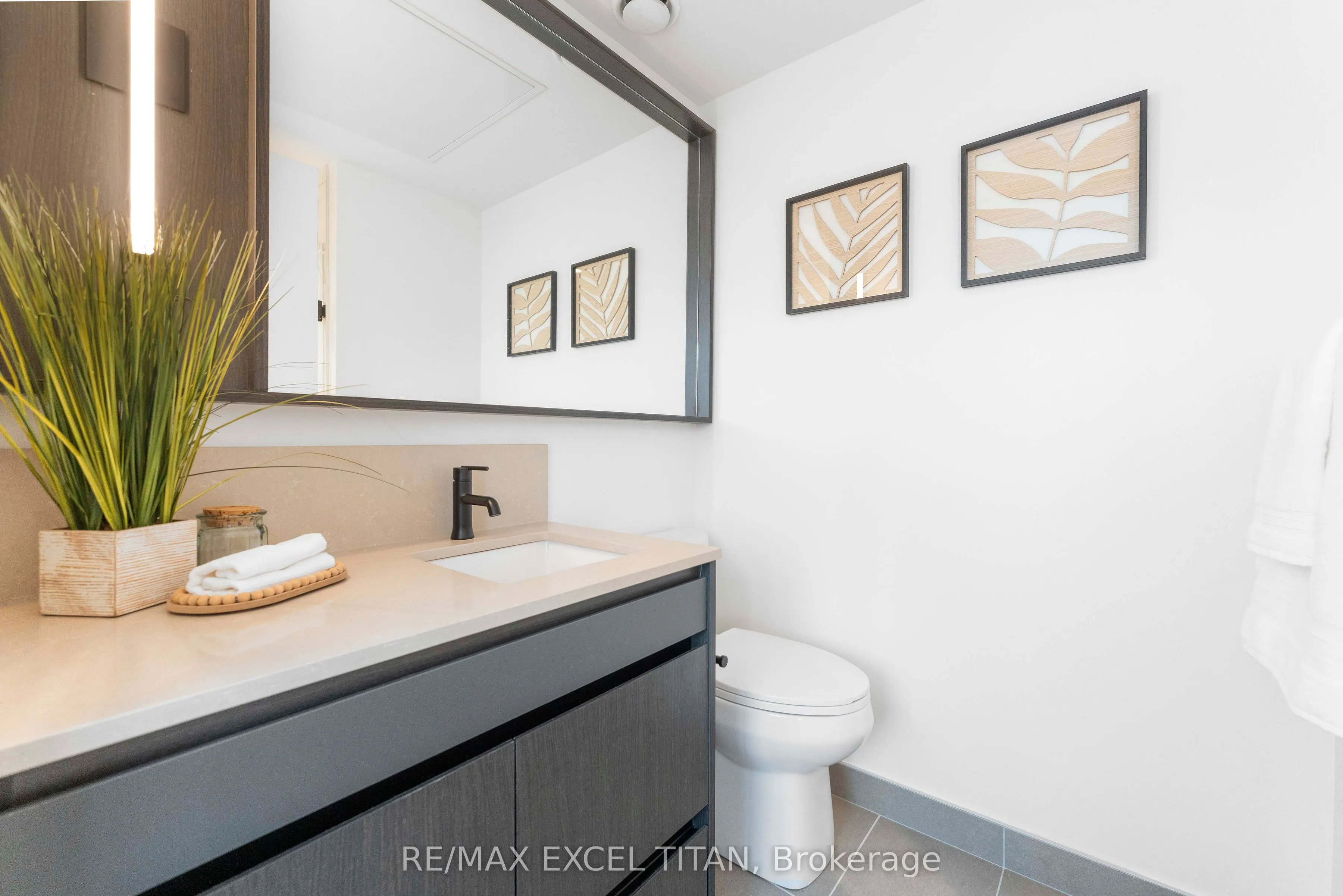 5 Lakeview Avenue #611