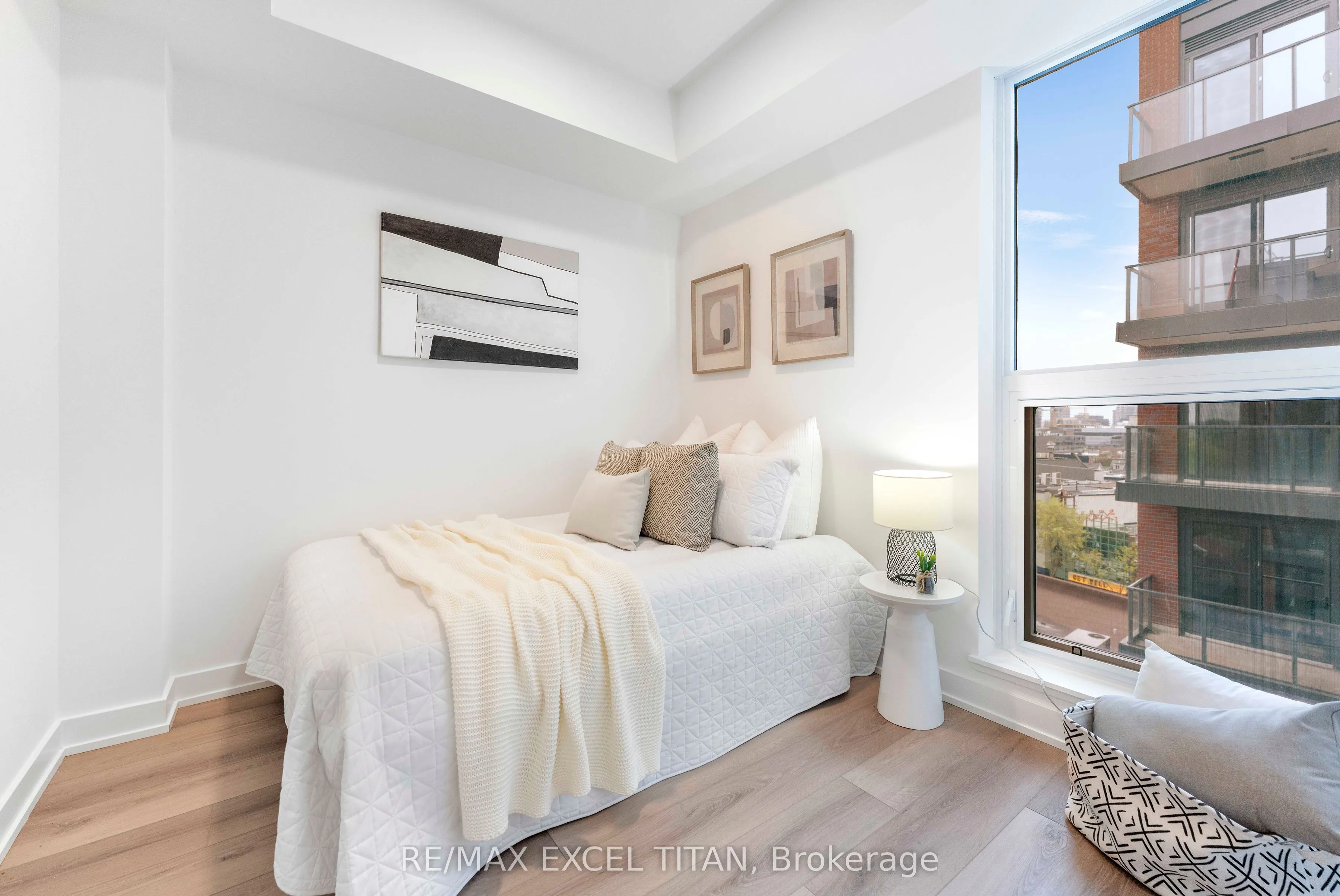 5 Lakeview Avenue #611