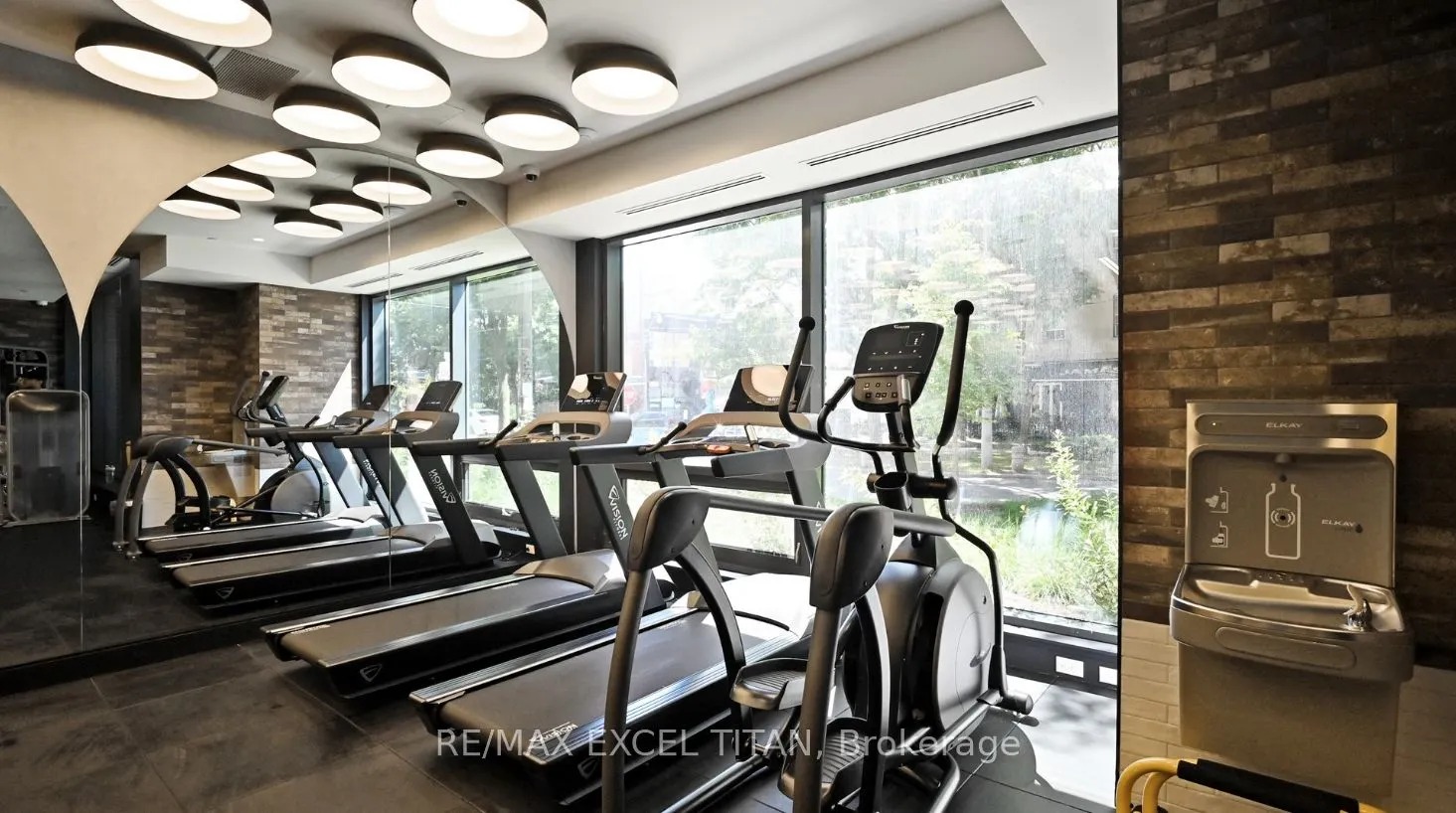 5 Lakeview Avenue #416