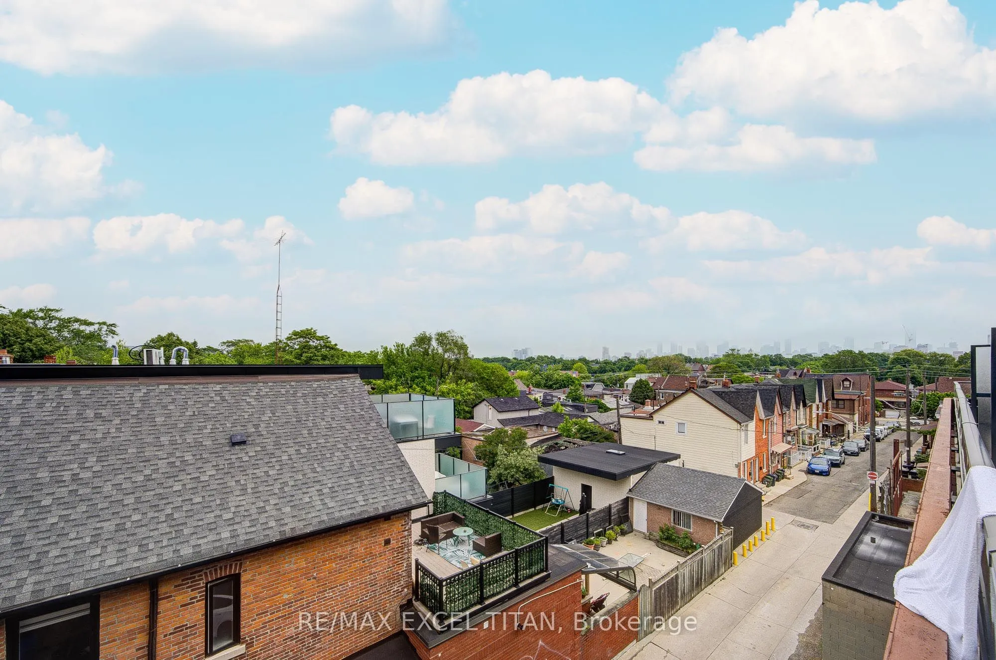 5 Lakeview Avenue #416
