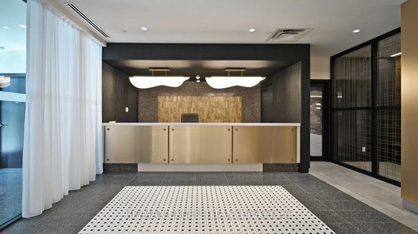 5 Lakeview Avenue #416
