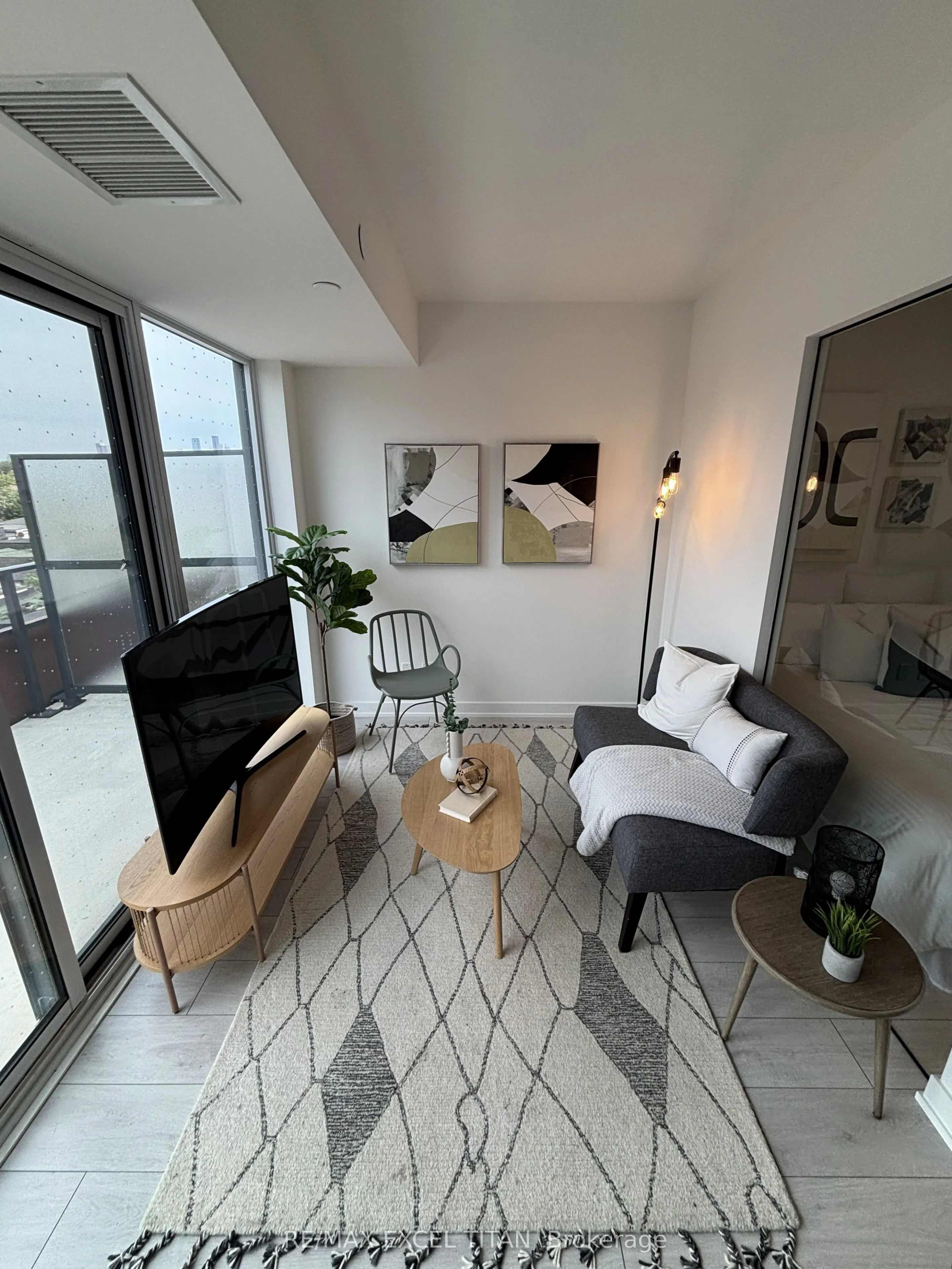 5 Lakeview Avenue #416