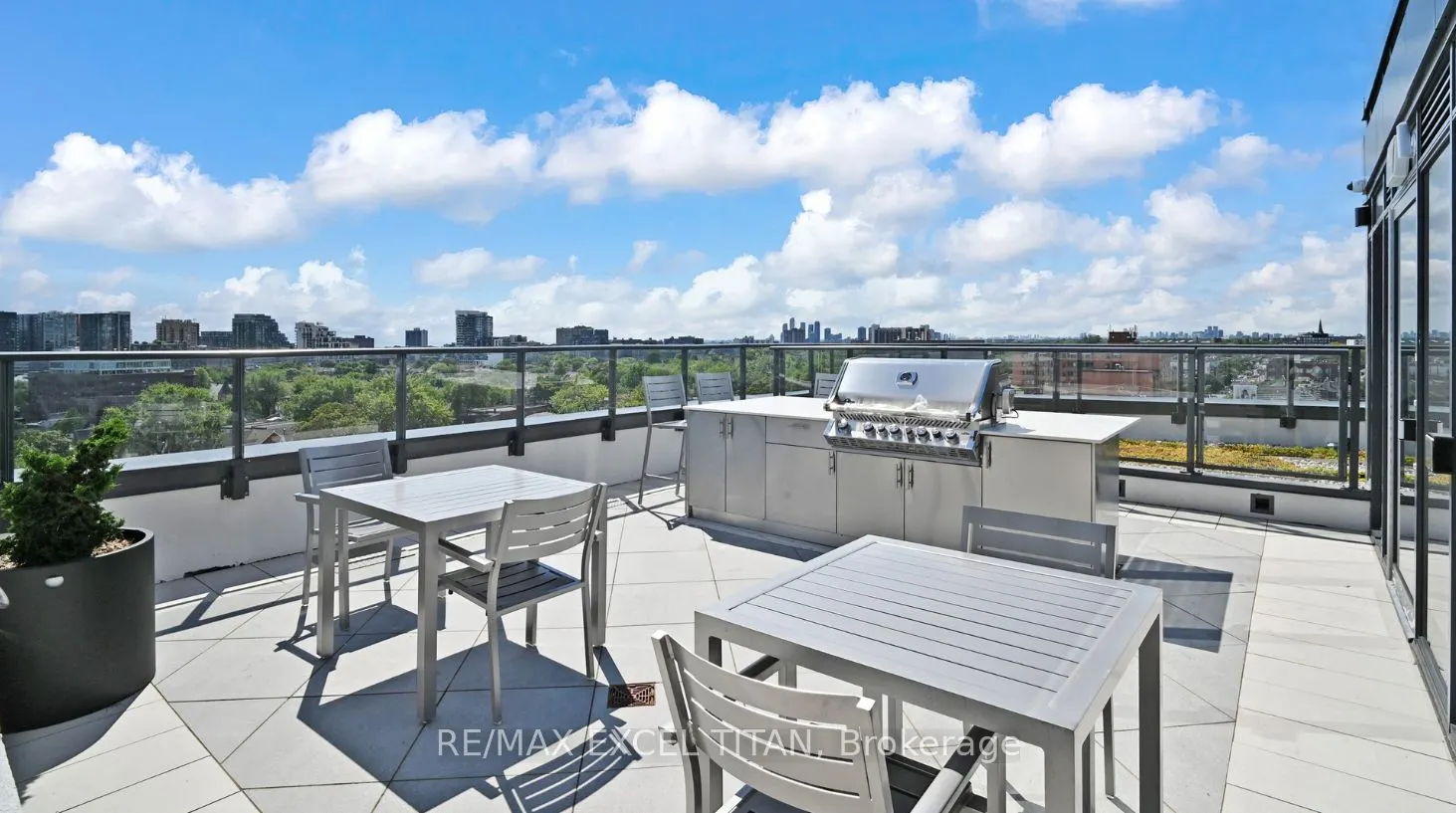 5 Lakeview Avenue #416