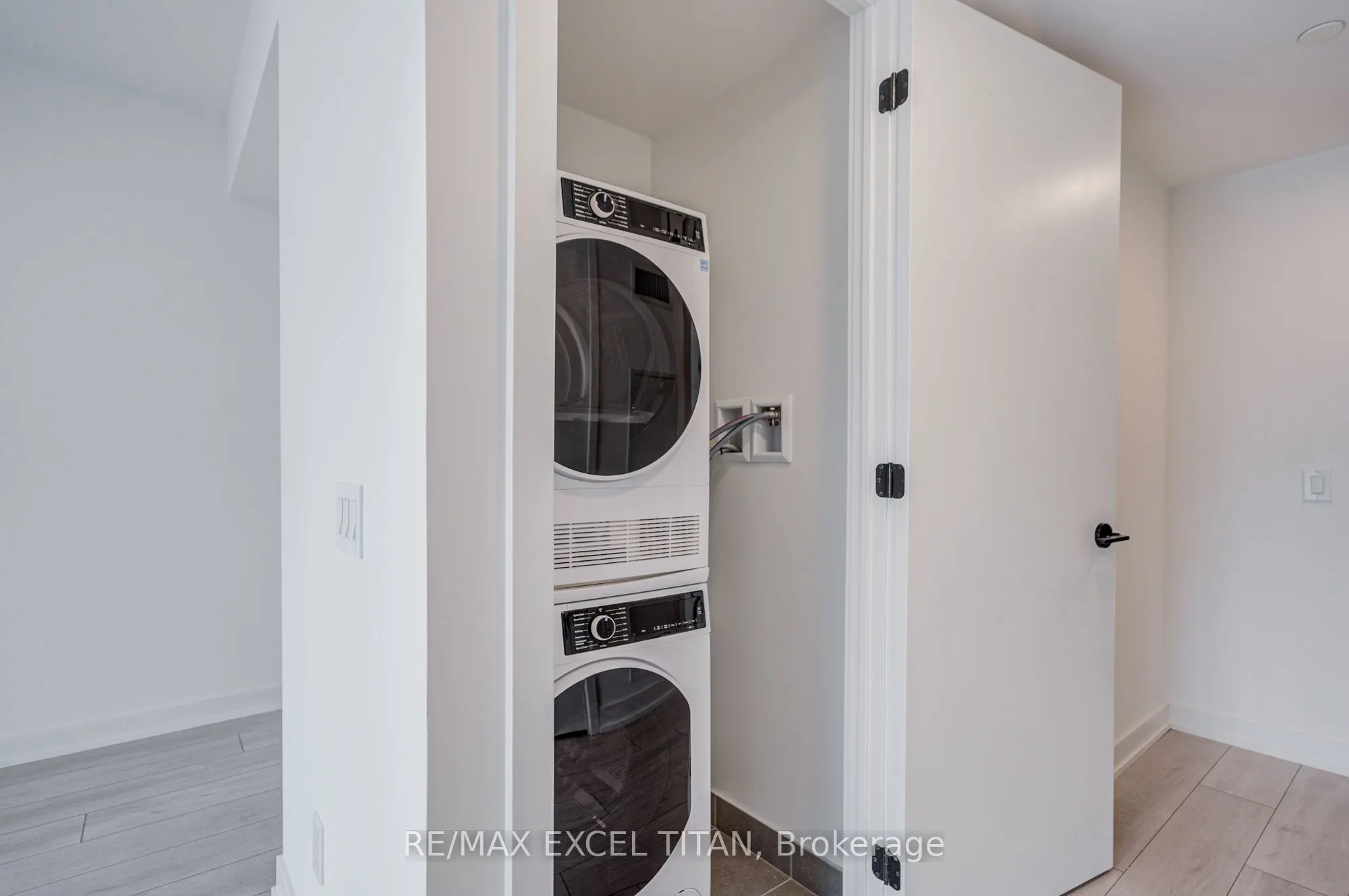 5 Lakeview Avenue #416