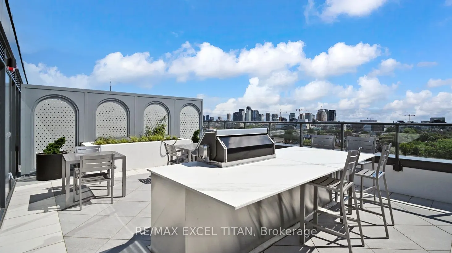 5 Lakeview Avenue #416