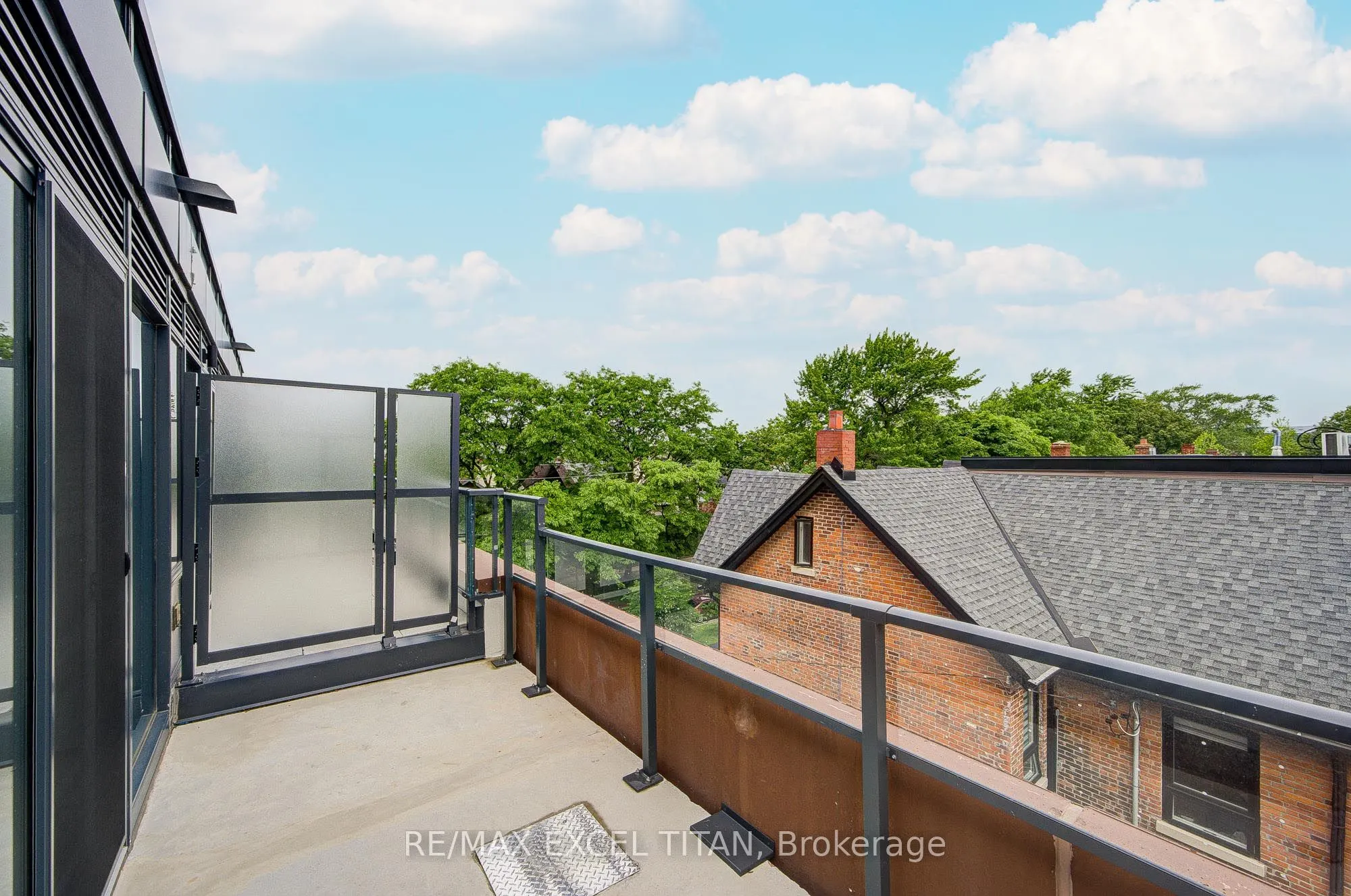 5 Lakeview Avenue #416
