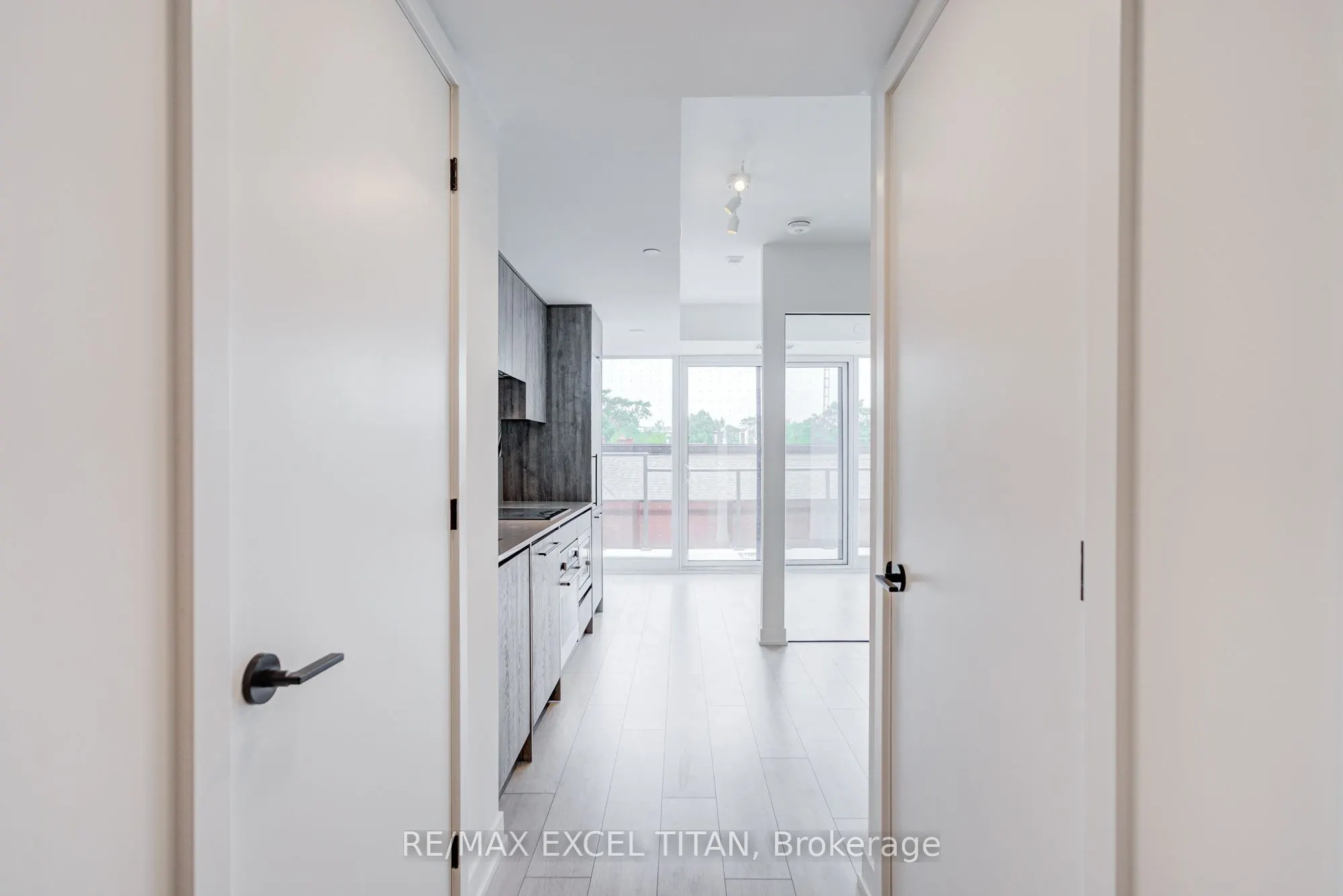 5 Lakeview Avenue #416