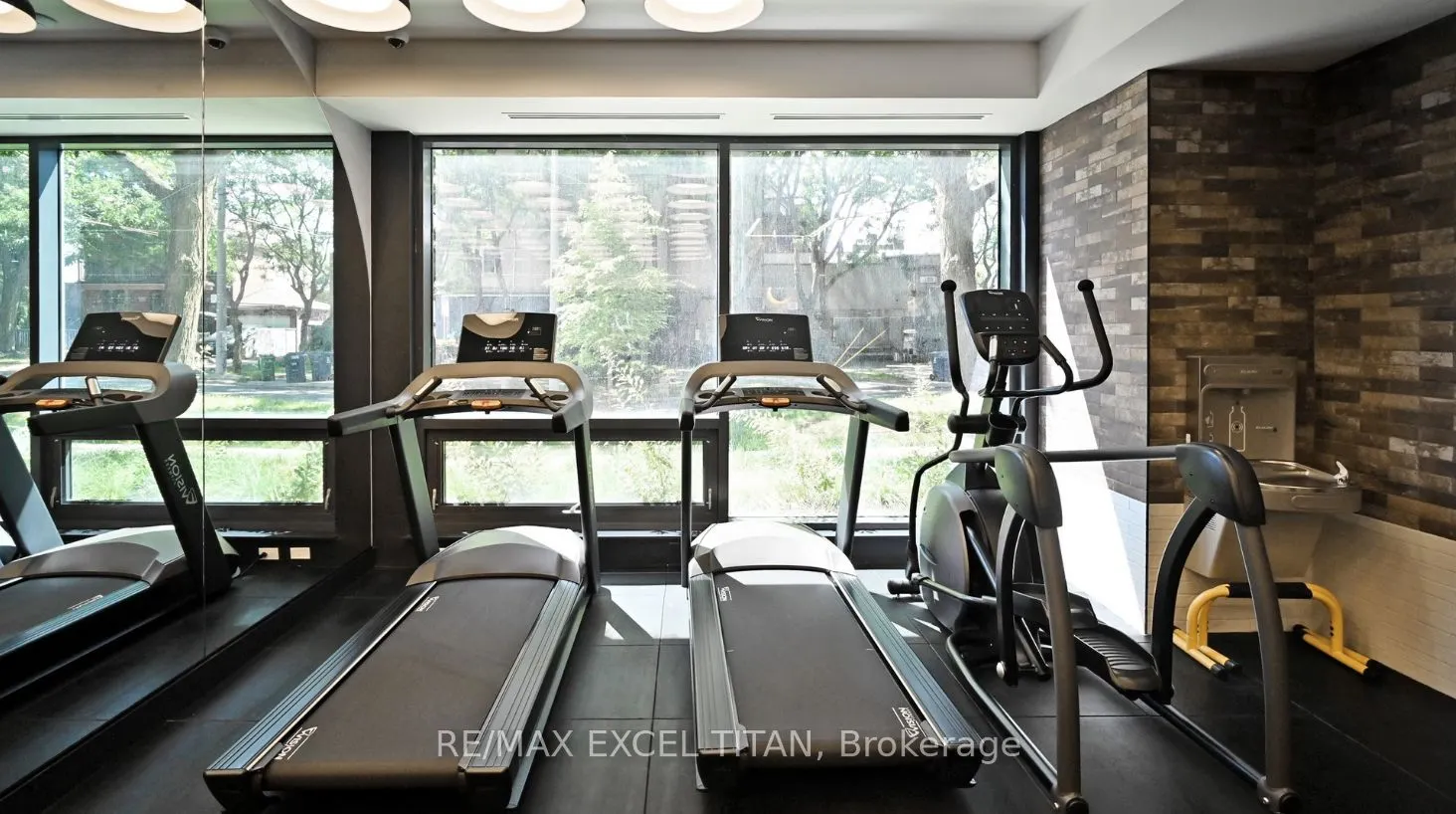 5 Lakeview Avenue #416