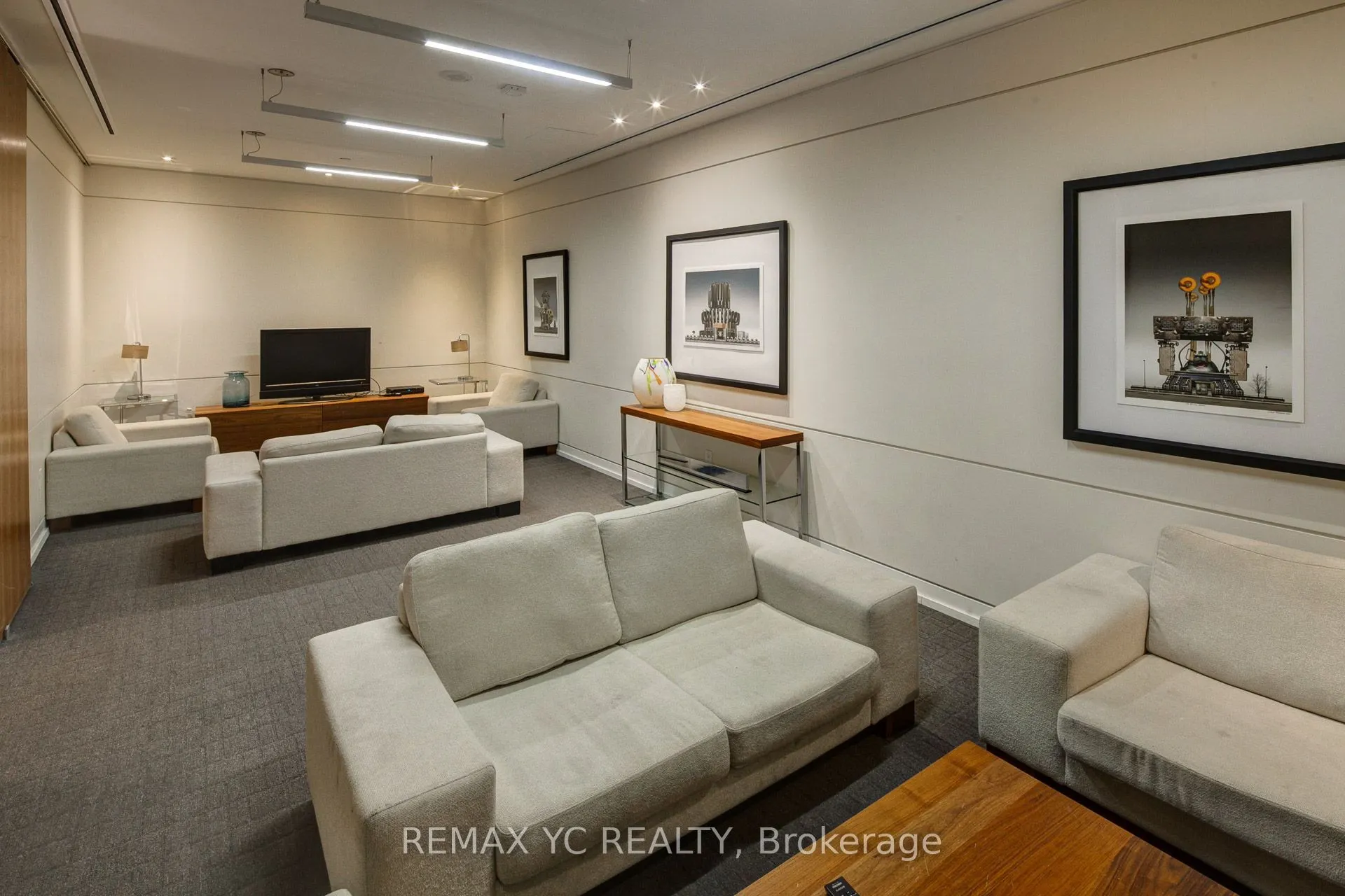 2191 Yonge Street #1103