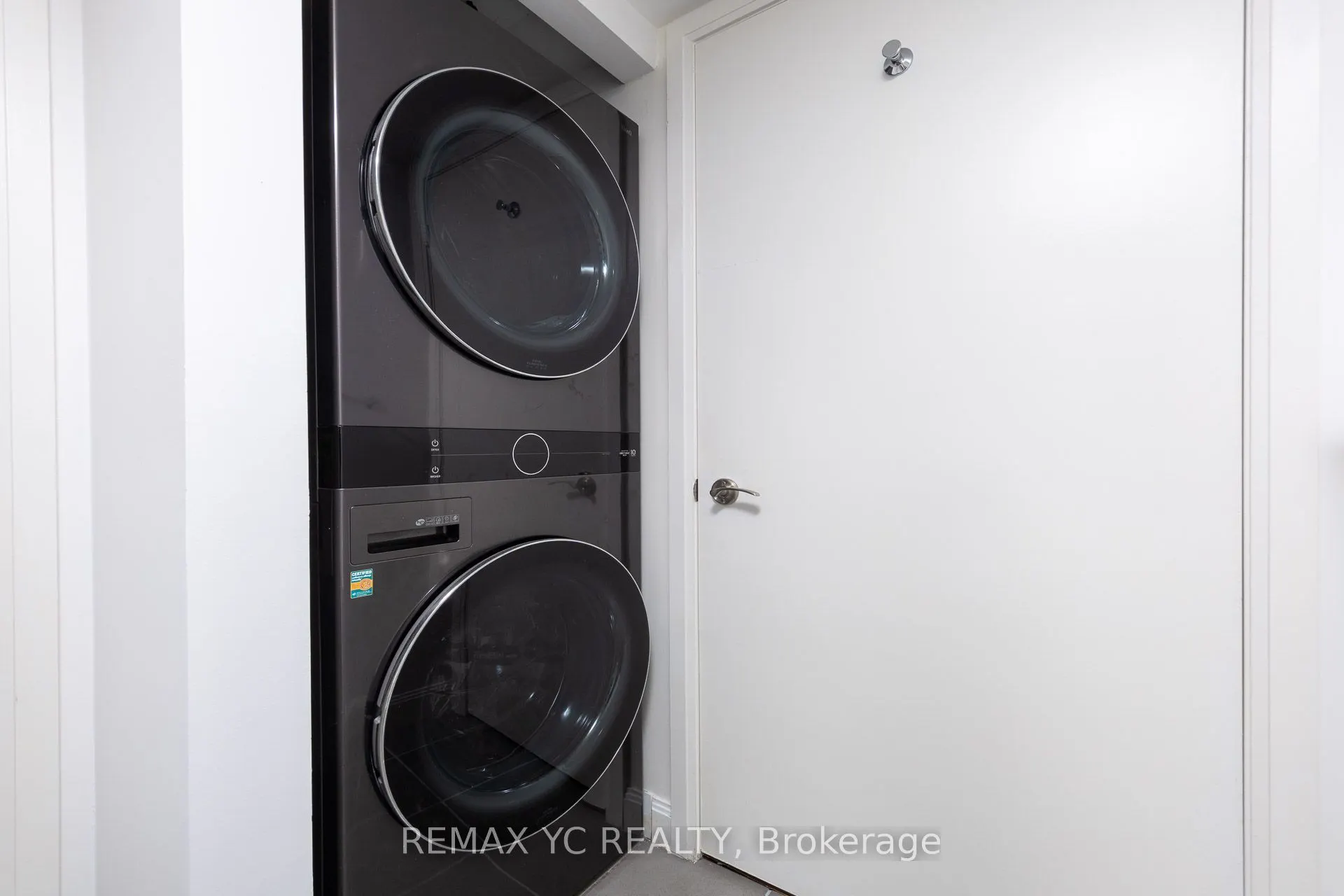 2191 Yonge Street #1103