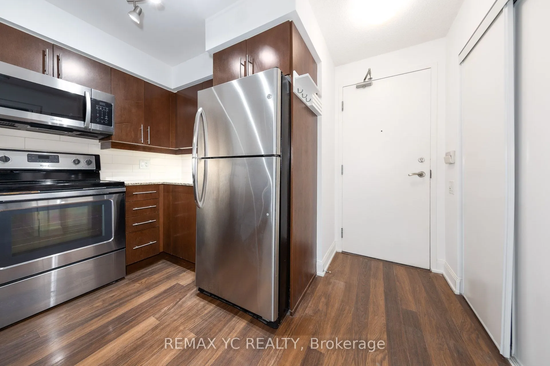 2191 Yonge Street #1103