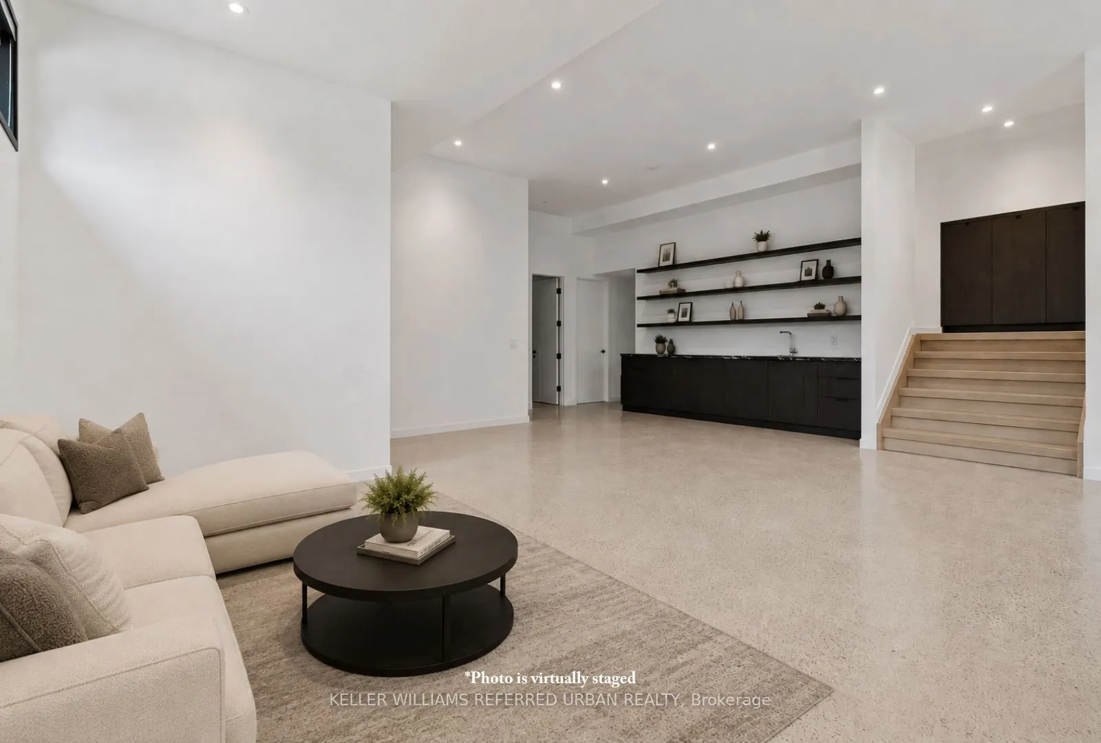 27 Berkinshaw Crescent