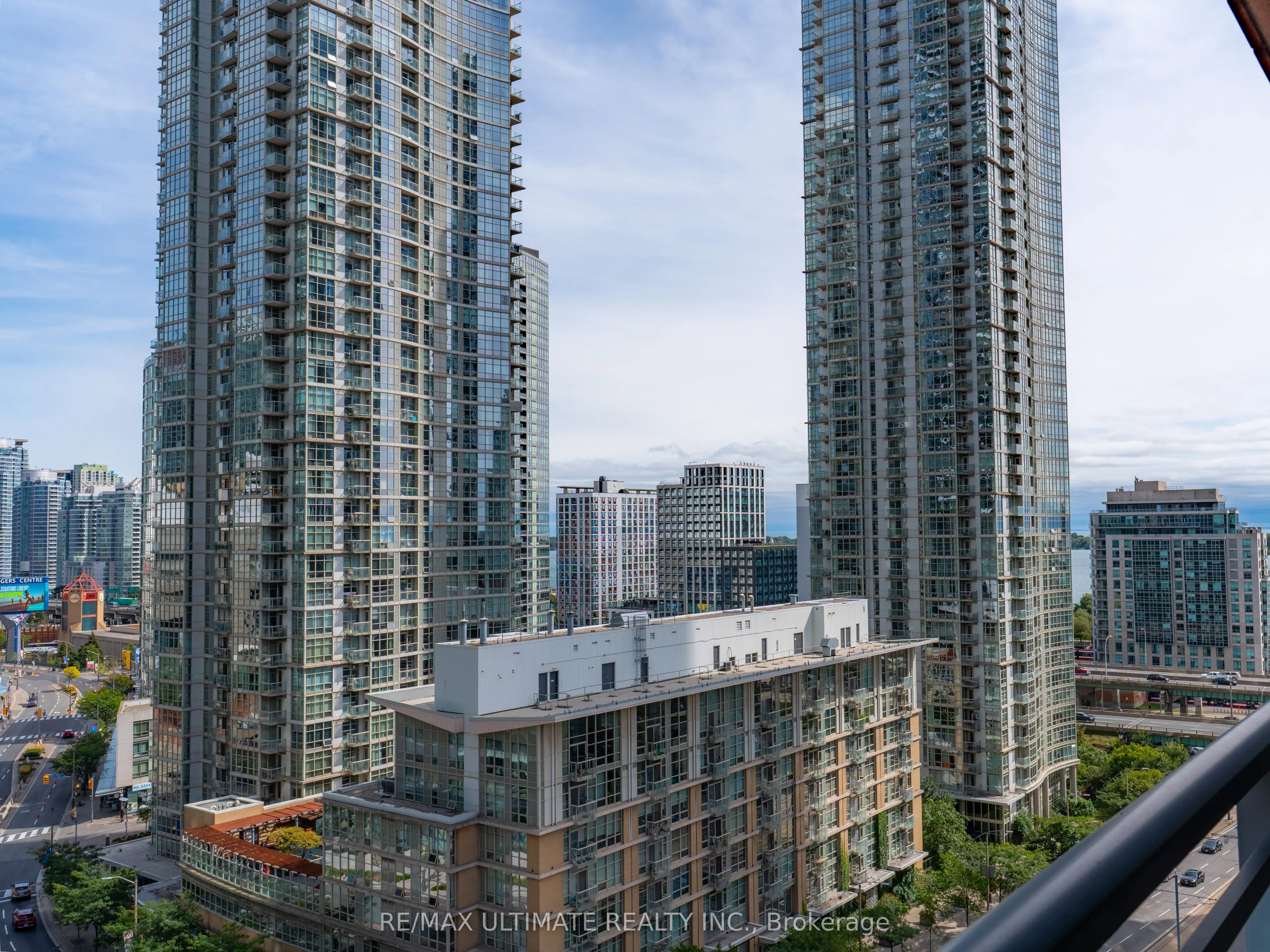 4K Spadina Avenue #1515