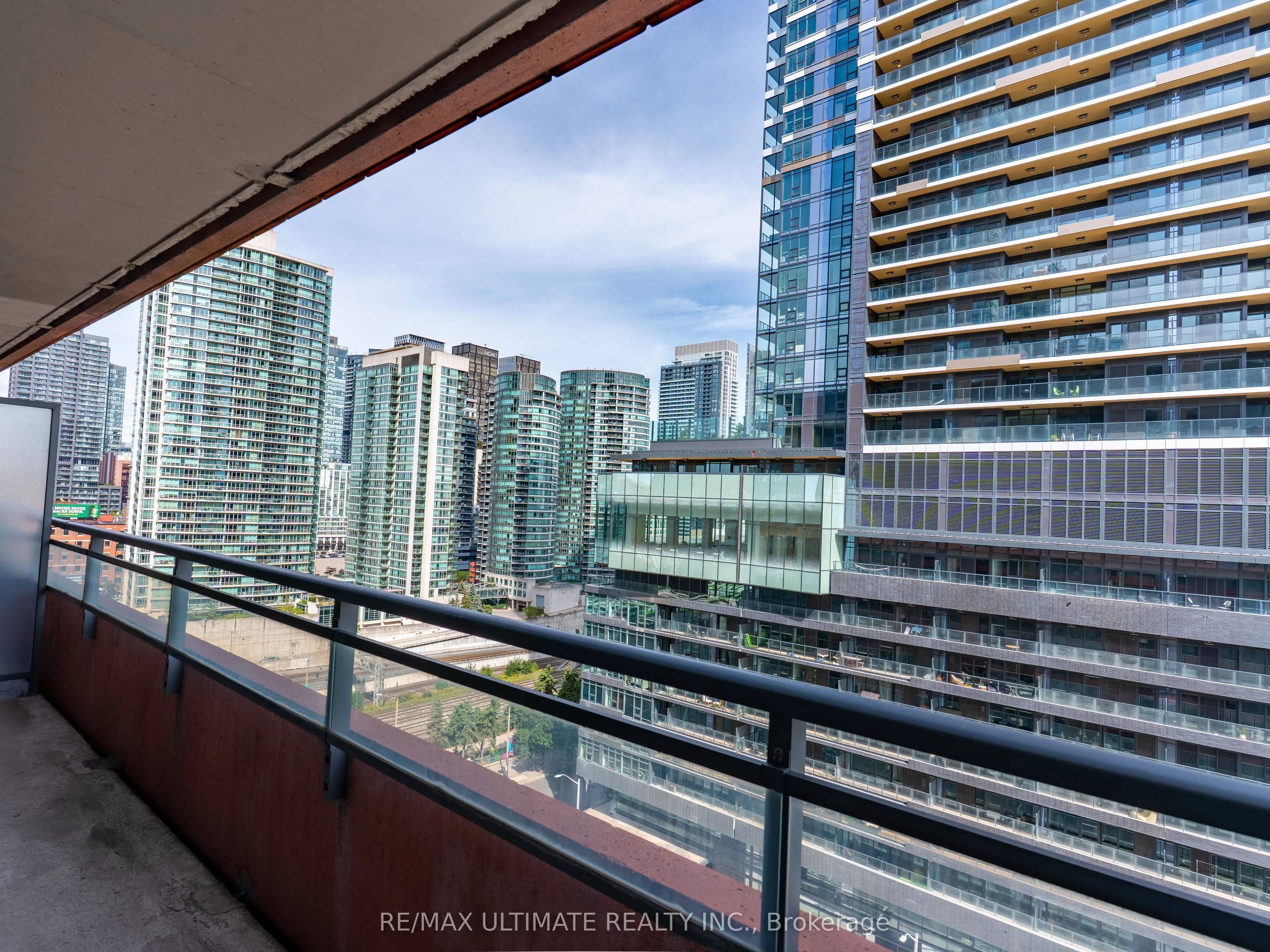 4K Spadina Avenue #1515